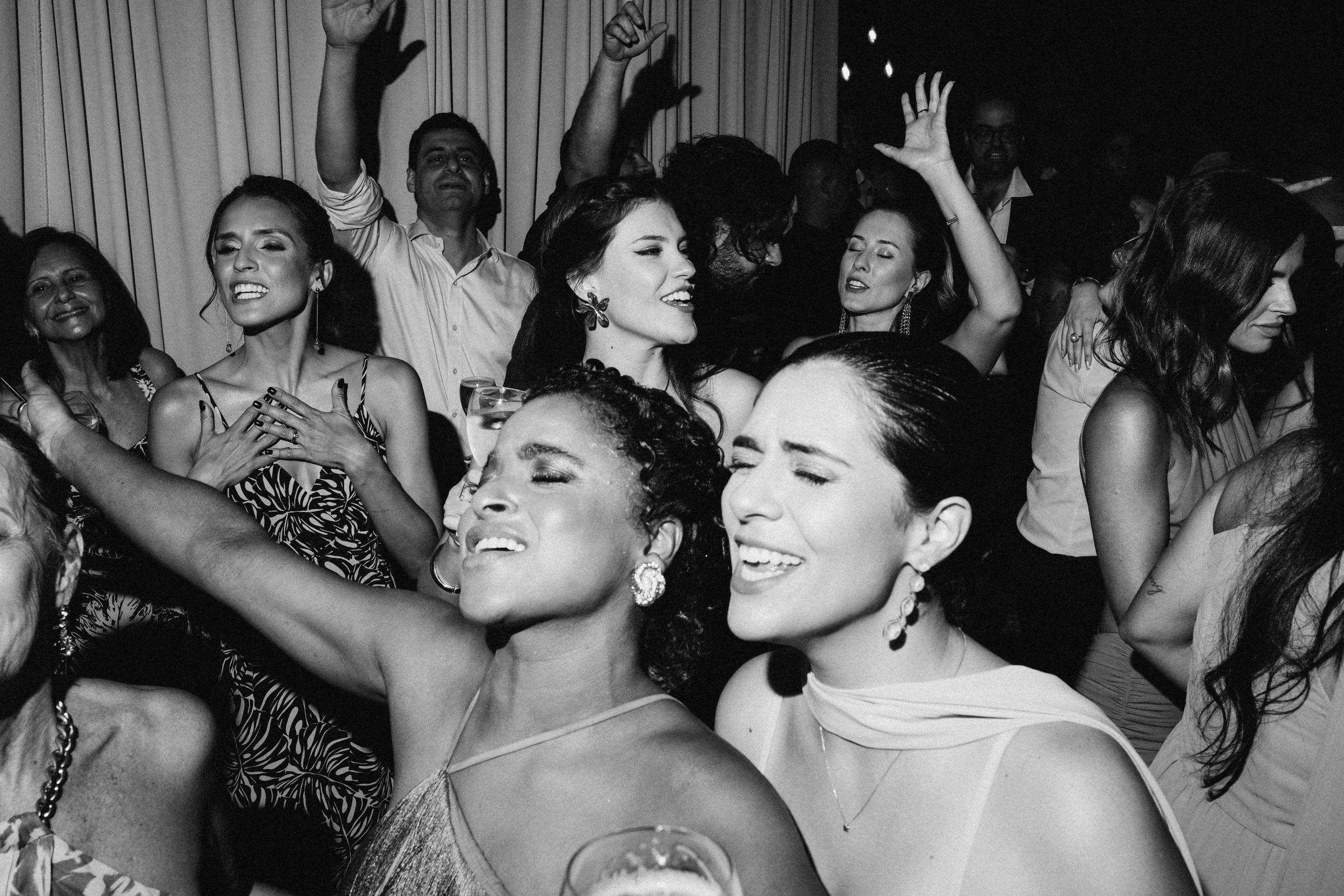 L & G — É PRA VIVER OU PRA DURAR?. Fotografia de casamento em Belo Horizonte