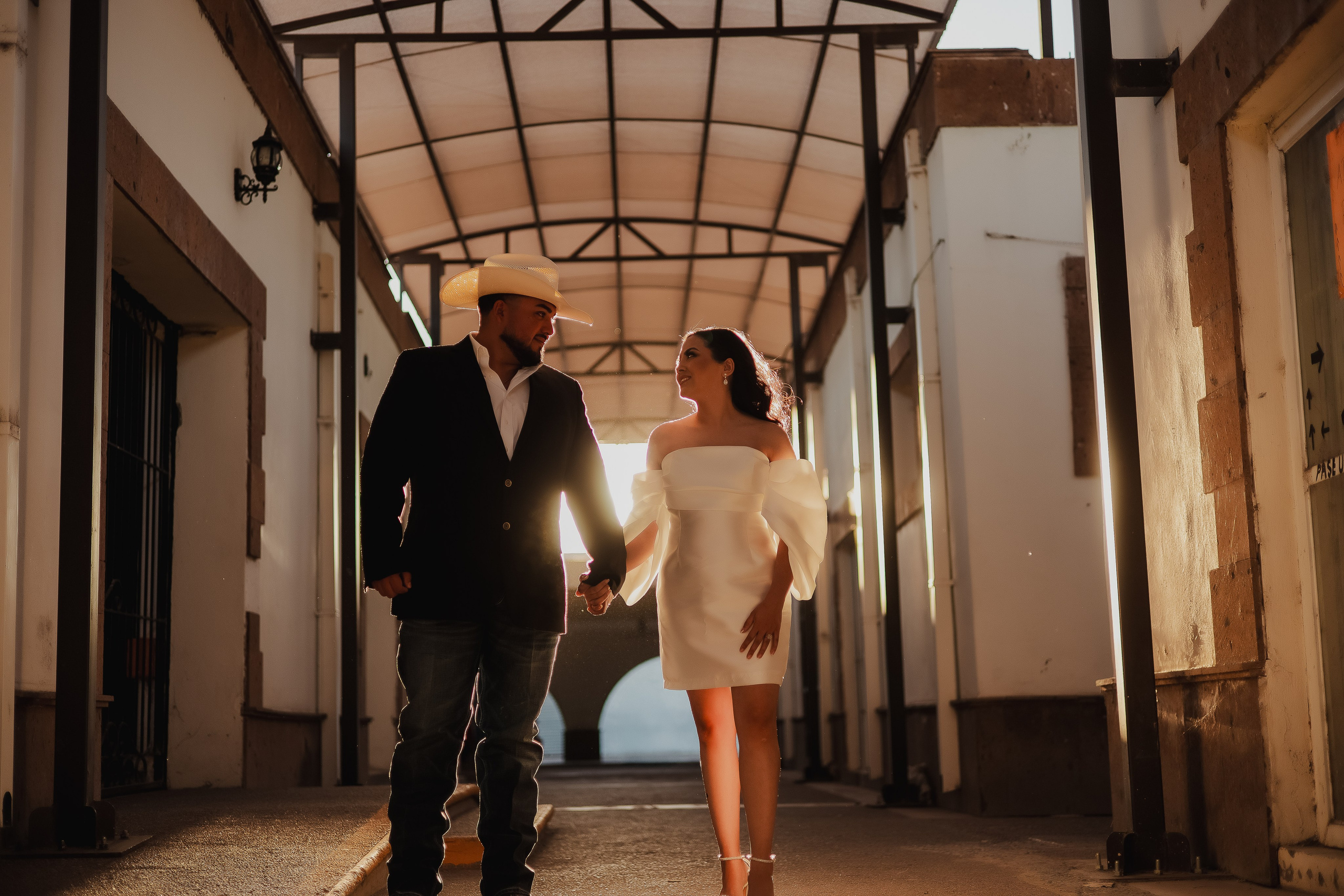 Sesión Exterior. Pentaprisma | Jaz Espinoza The Wedding Photographer