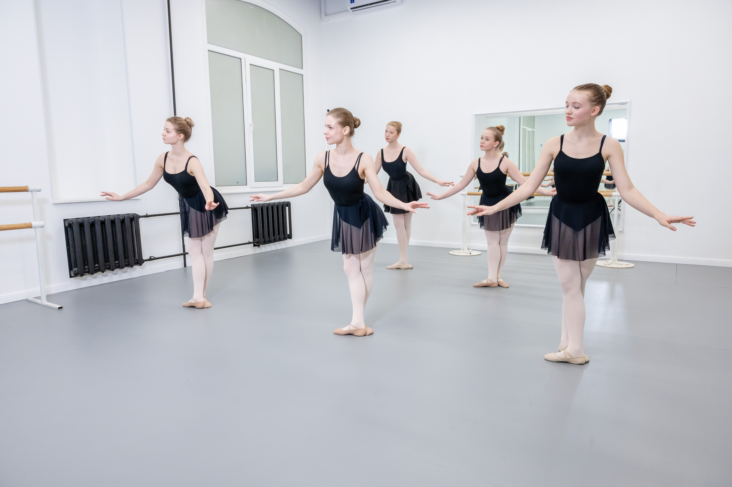 Reportage photography at a ballet school. PHOTOGRAPHER QUINTANA ROO