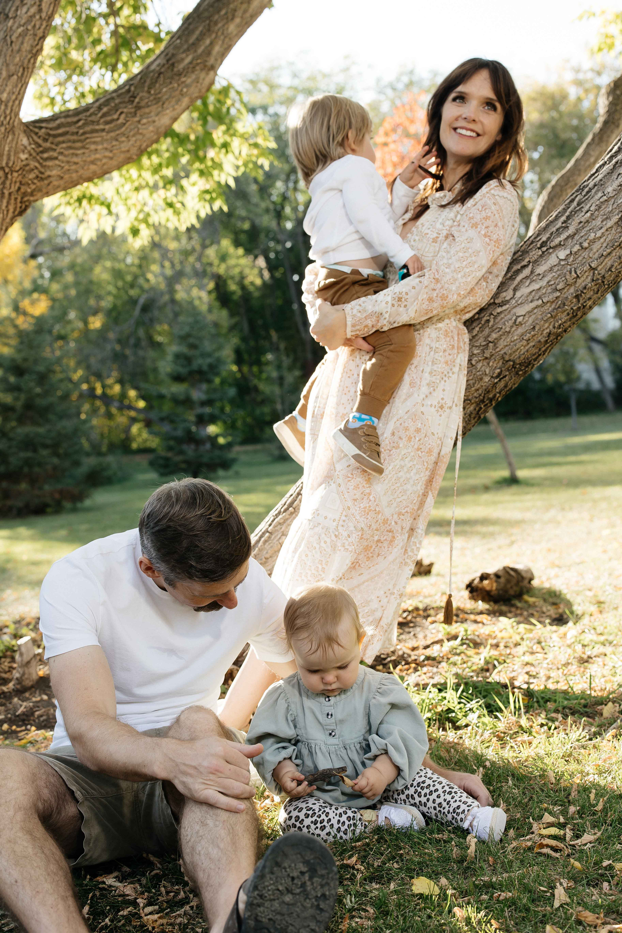 Angie family. Wedding Photographer in Winnipeg — Cinematic & Timeless by Vitiuk Photography