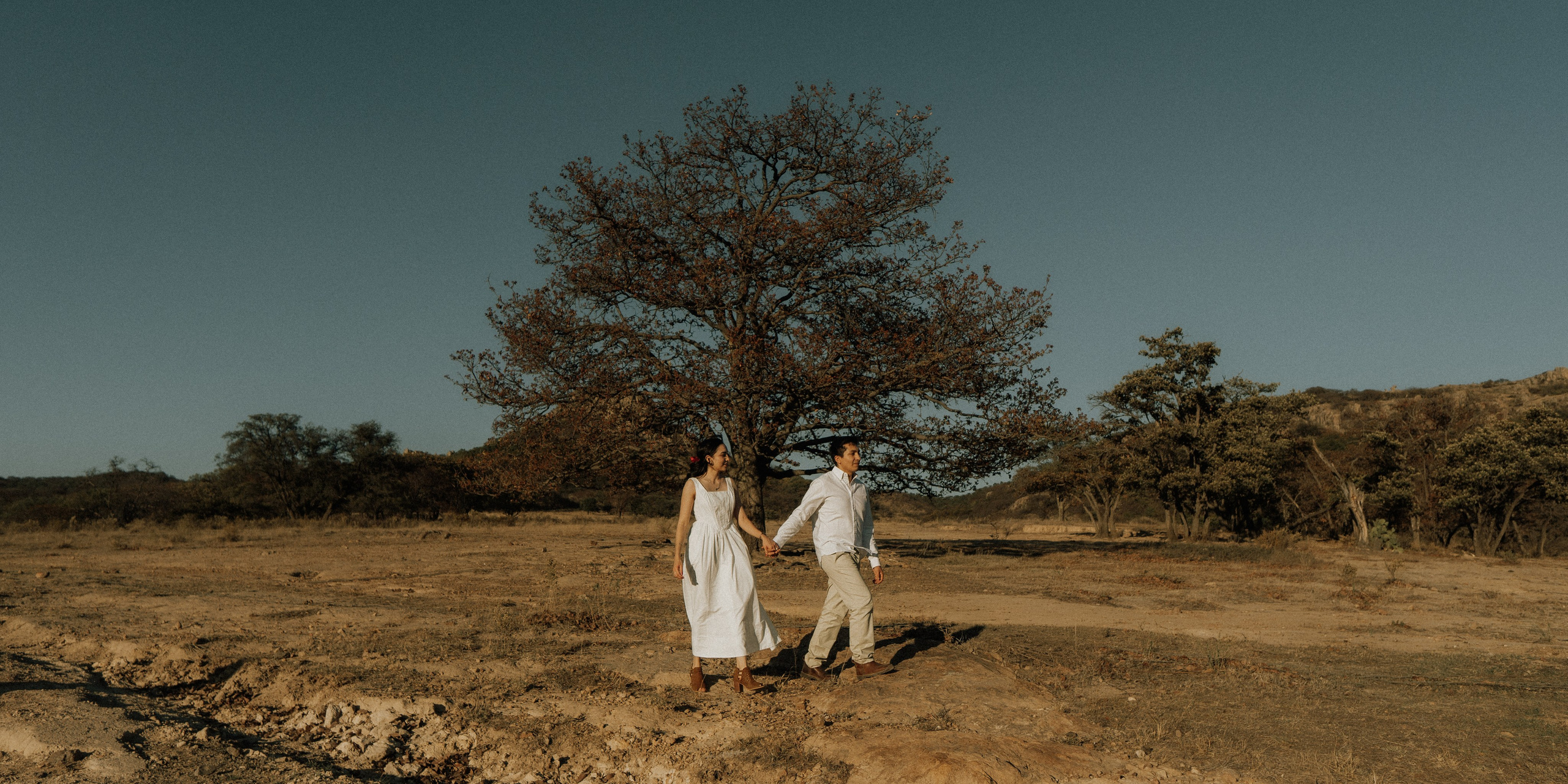 Gabriela y Joaquin. TWO MILLIMETERS
