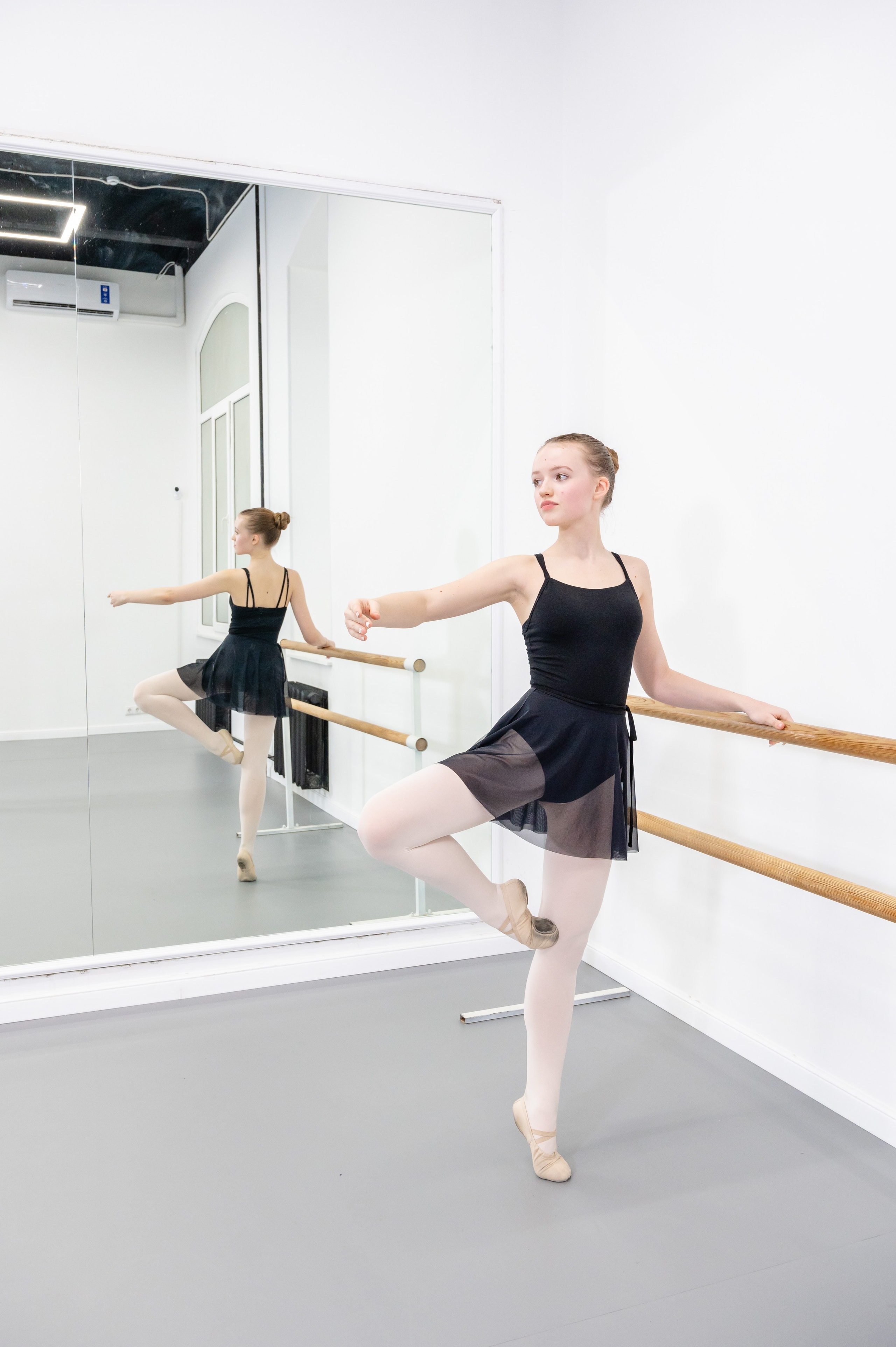 Reportage photography at a ballet school. PHOTOGRAPHER QUINTANA ROO