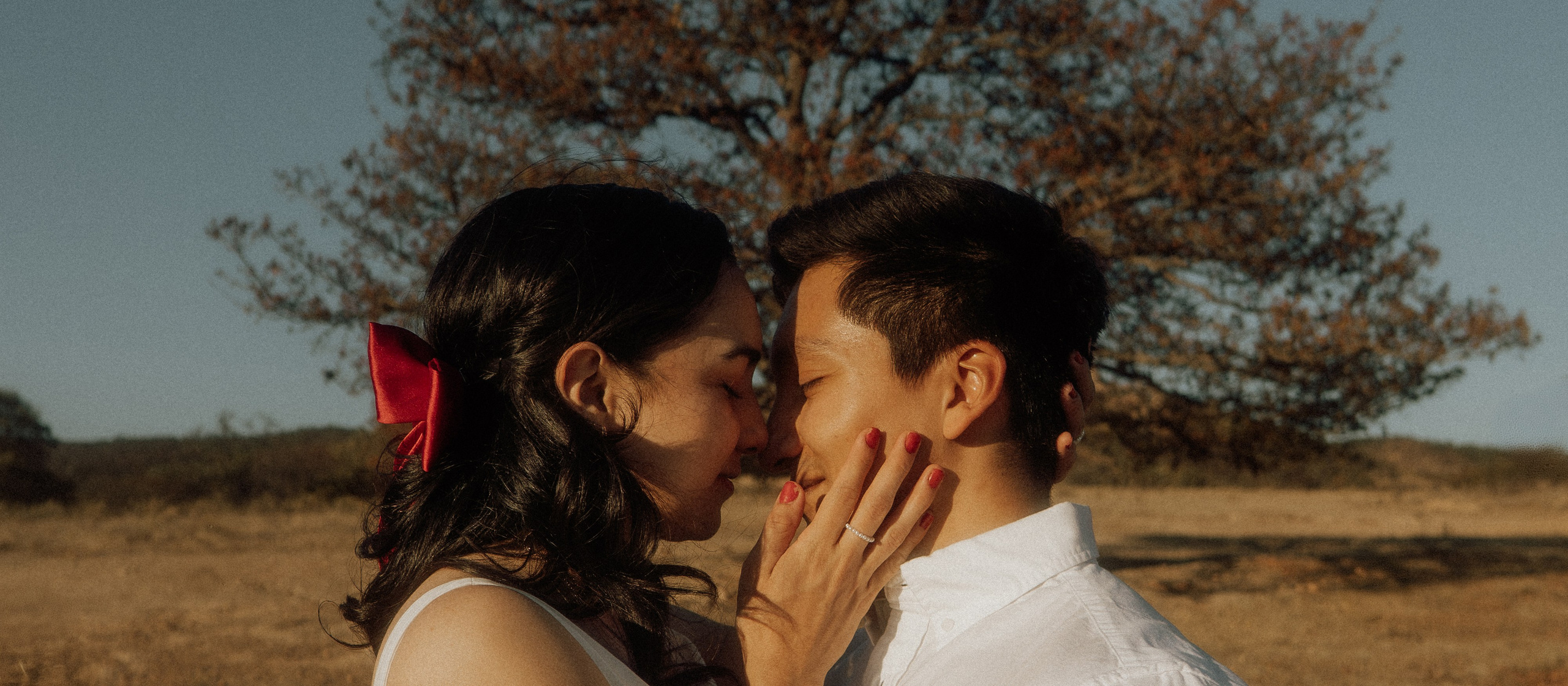 Gabriela y Joaquin. TWO MILLIMETERS