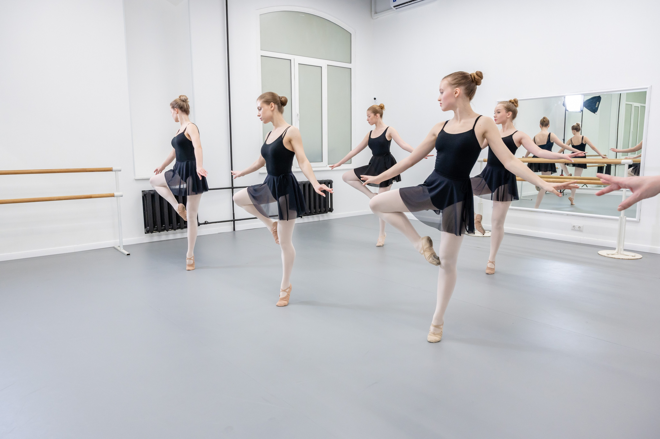 Reportage photography at a ballet school. PHOTOGRAPHER QUINTANA ROO