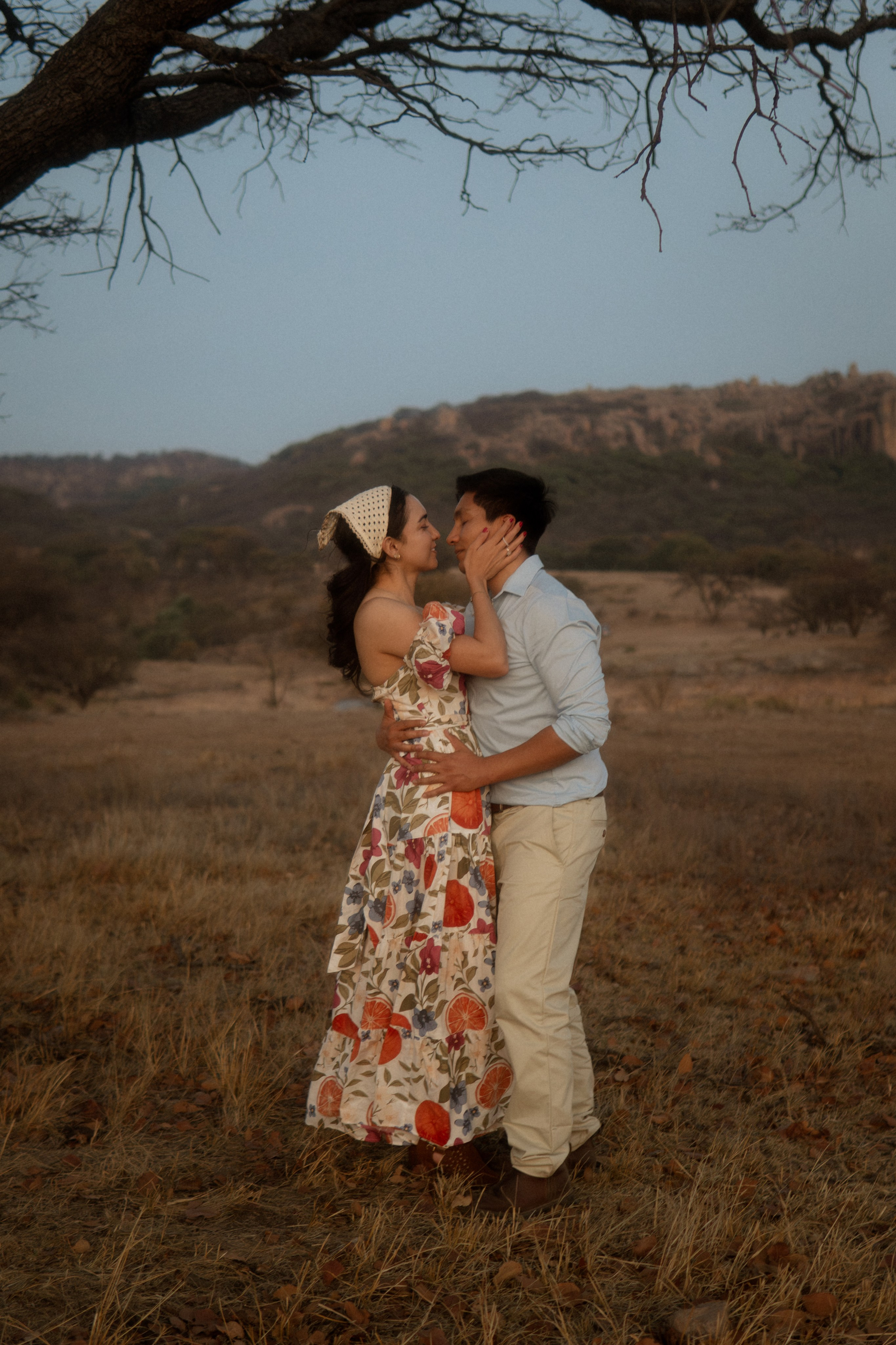 Gabriela y Joaquin. TWO MILLIMETERS