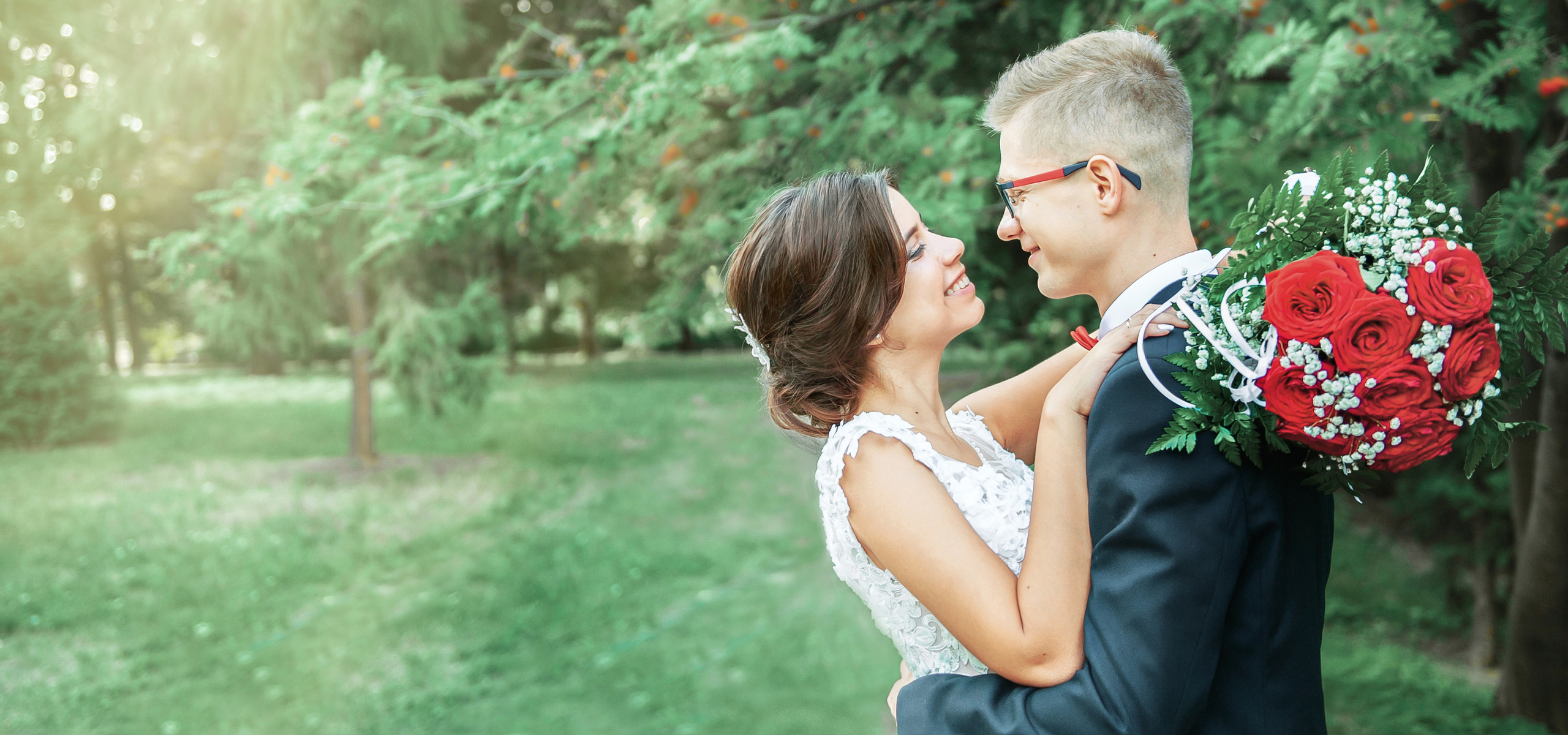 Weddings prise. Wedding photography and videography team