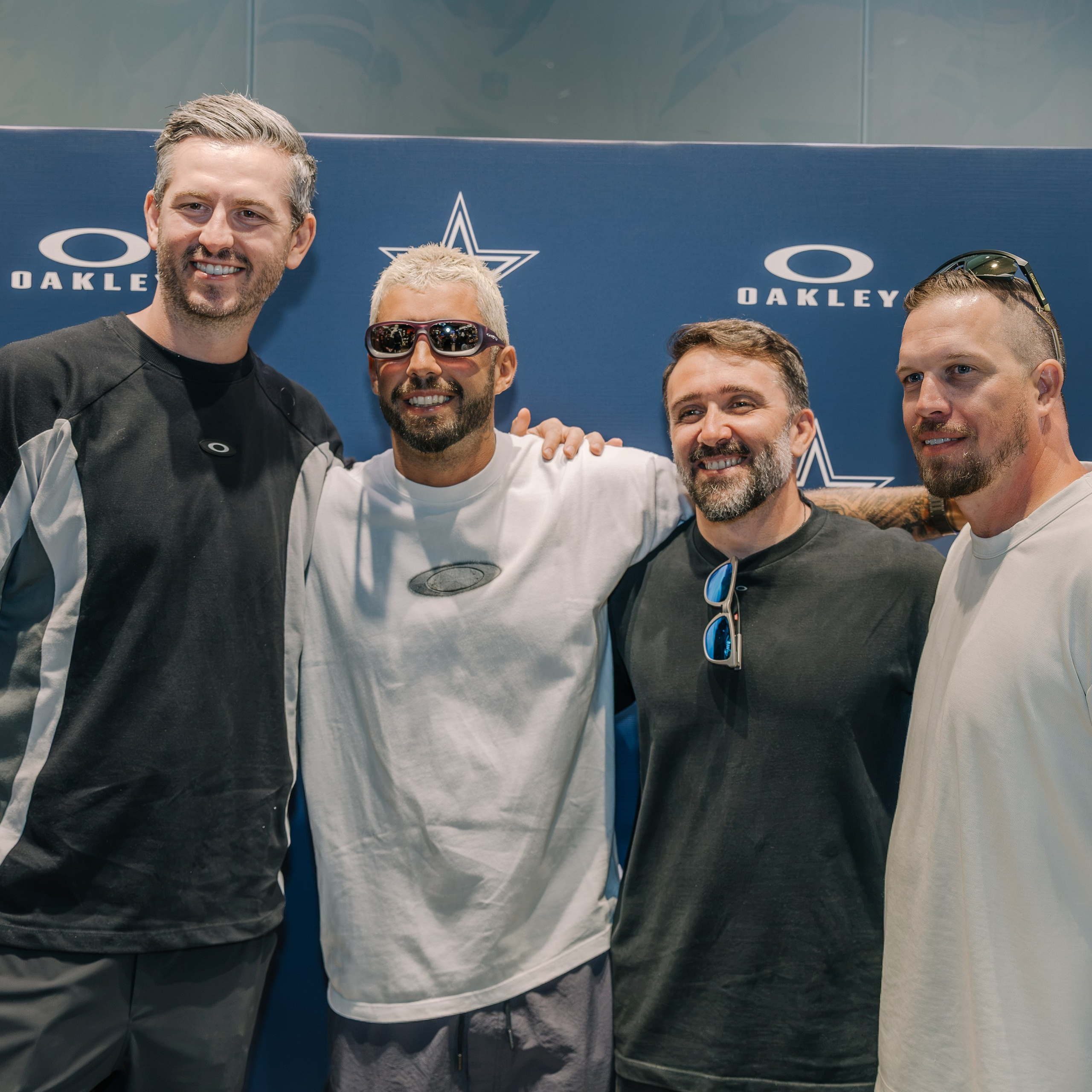 Oakley + NFL. Mareh Audiovisual