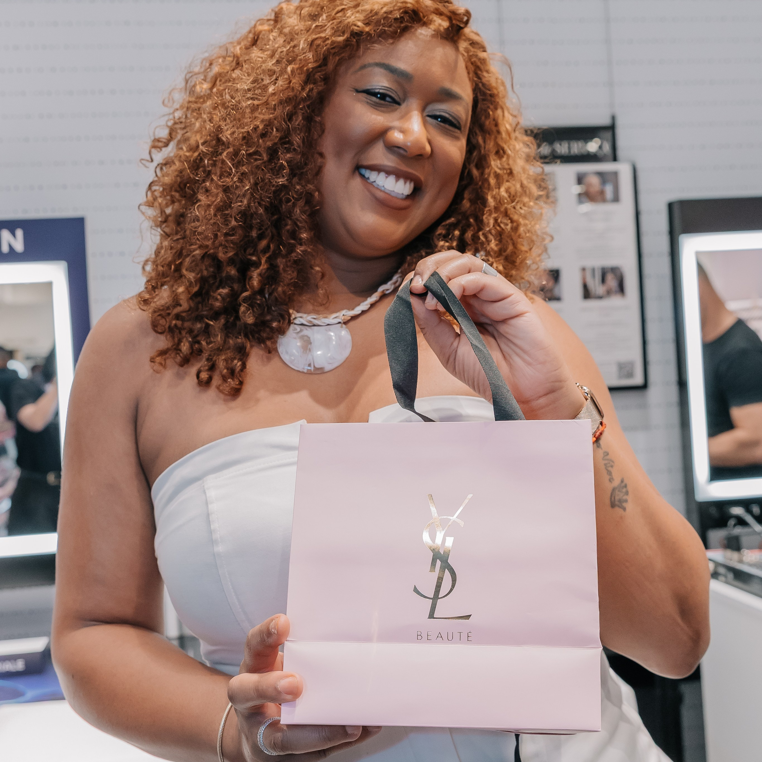 Masterclass — Sephora + YSL. Mareh Audiovisual