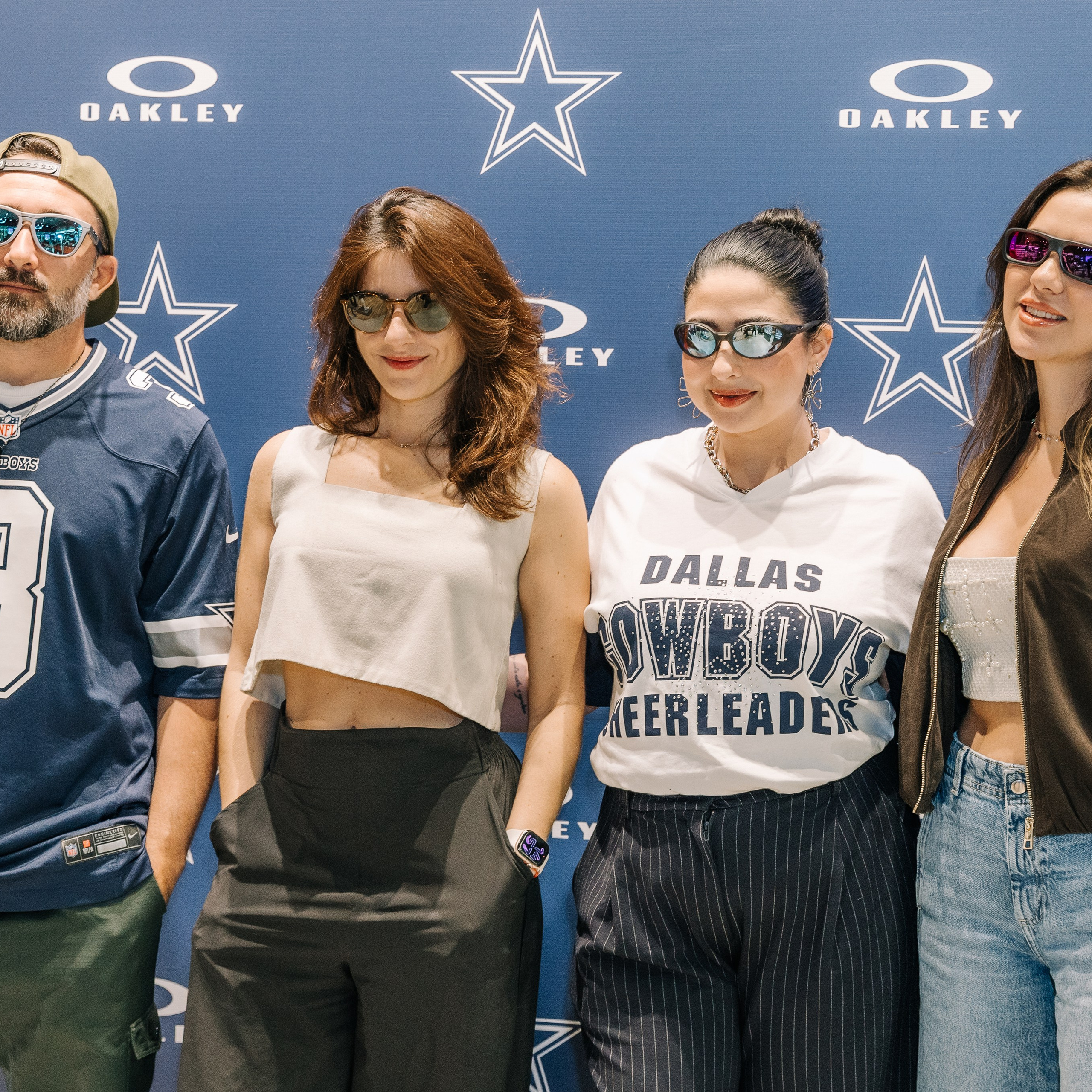 Oakley + NFL. Mareh Audiovisual