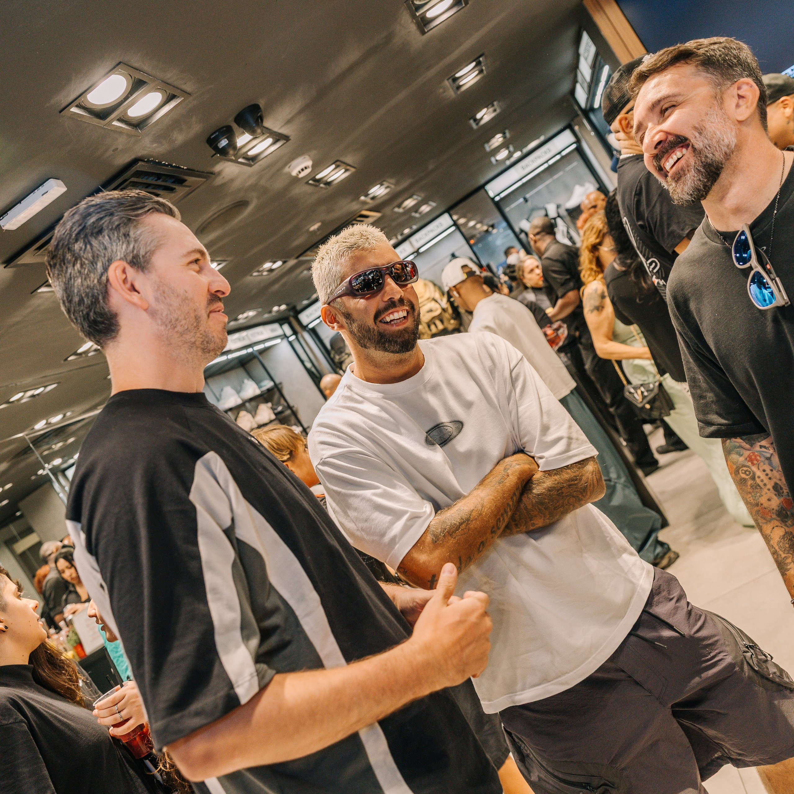 Oakley + NFL. Mareh Audiovisual