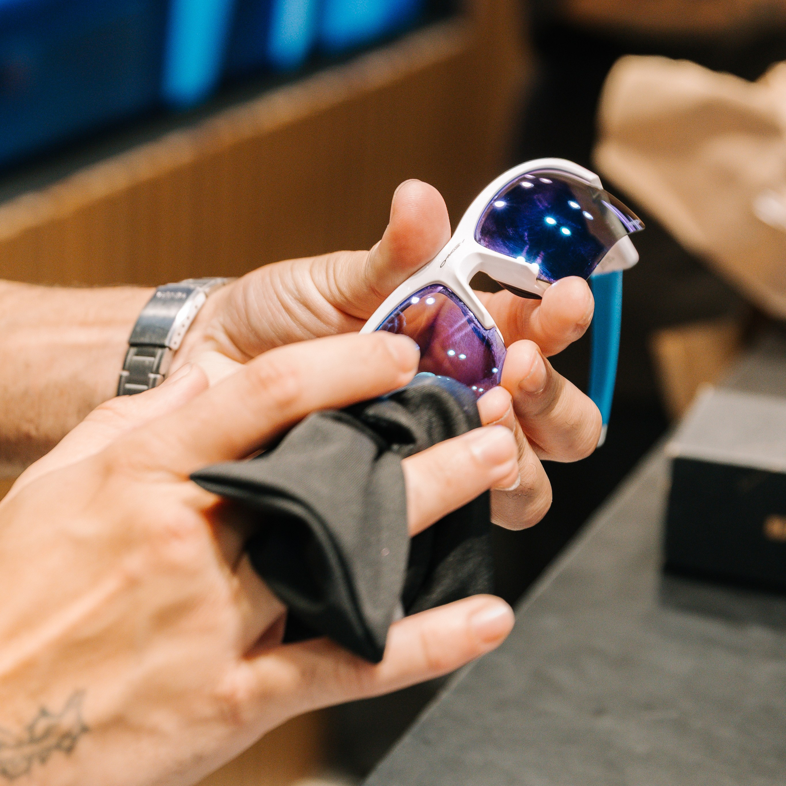 Oakley + NFL. Mareh Audiovisual