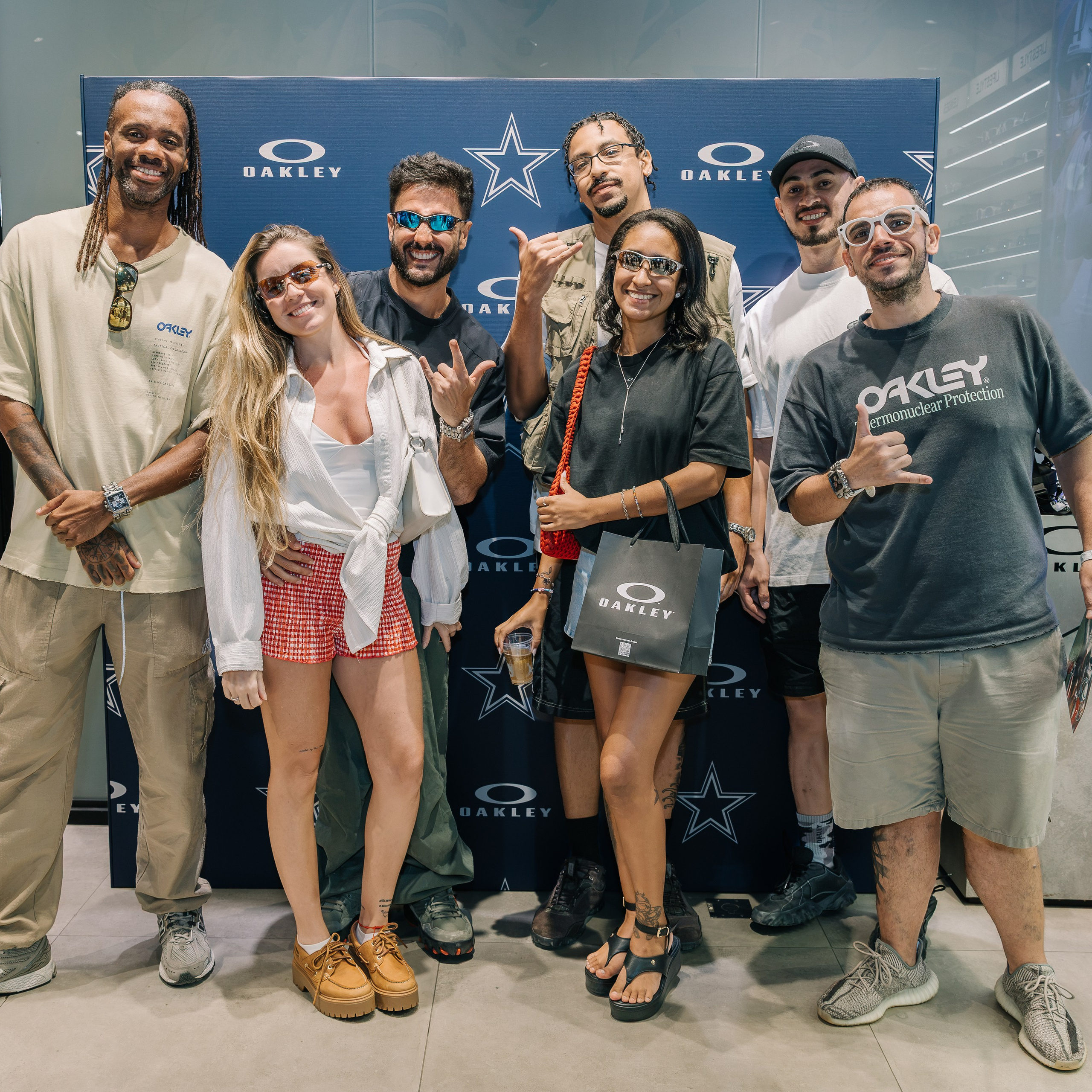 Oakley + NFL. Mareh Audiovisual