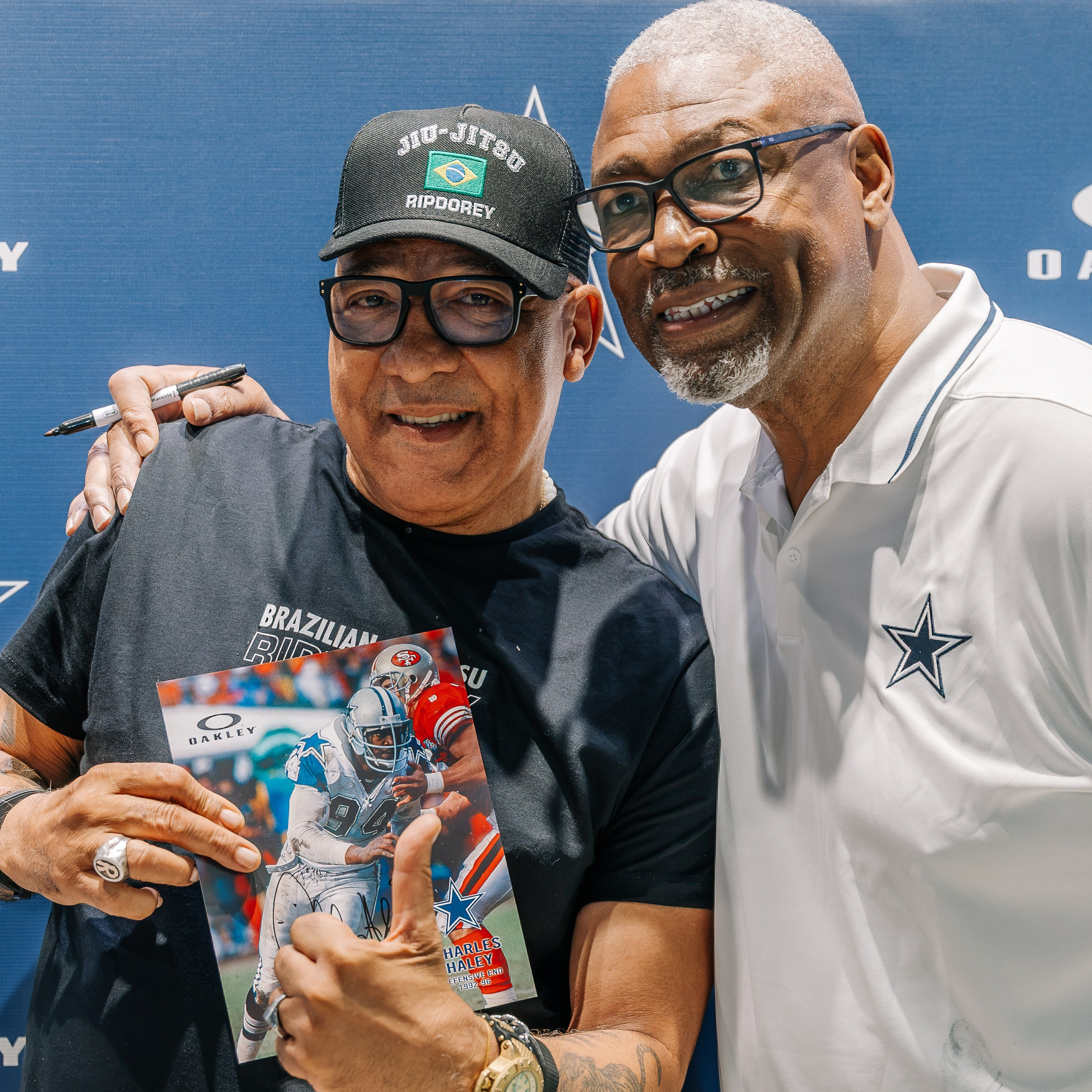 Oakley + NFL. Mareh Audiovisual