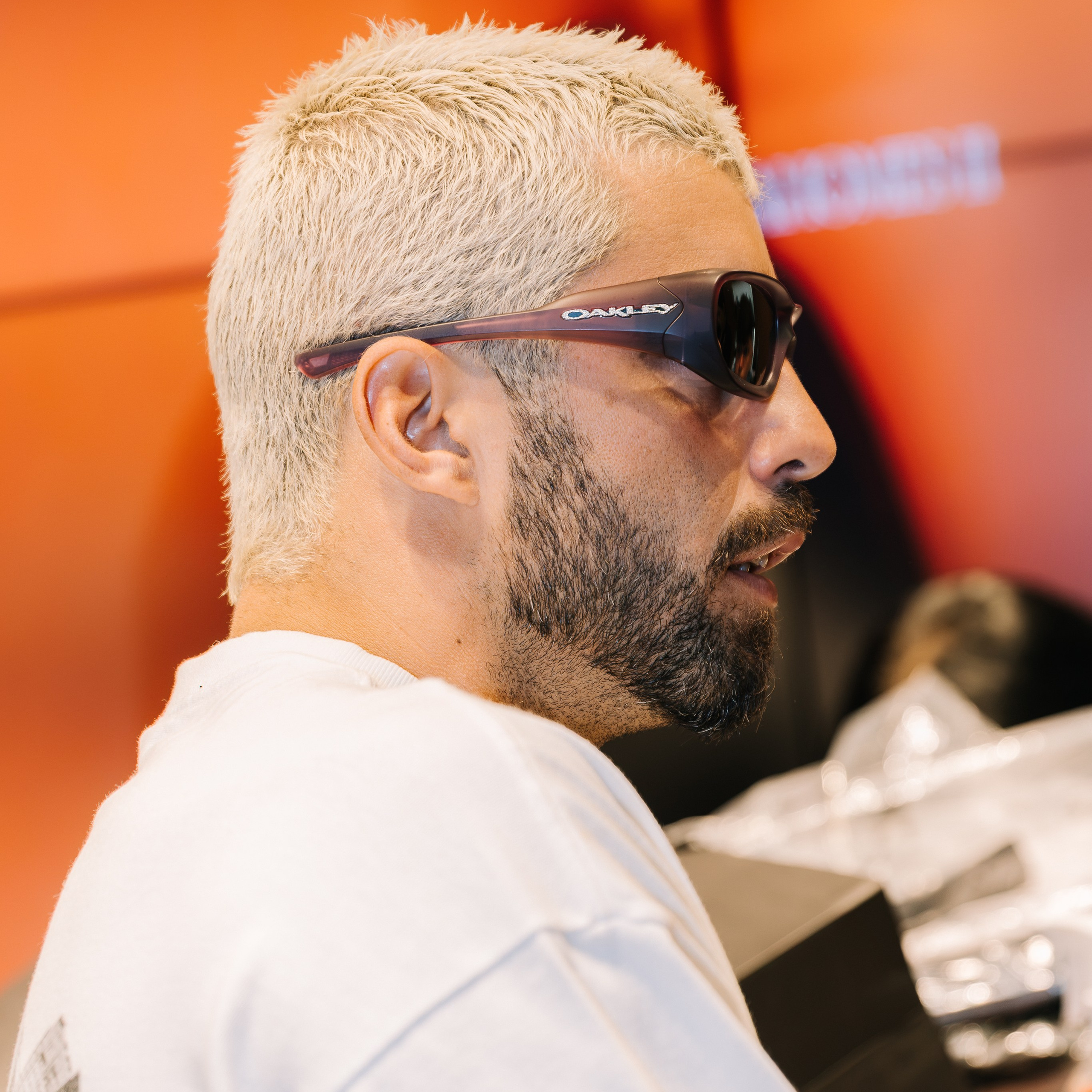 Oakley + NFL. Mareh Audiovisual