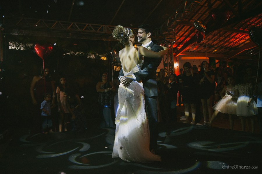 THAÍSA & JOÃO. EntreOlhares Fotografia e Filmagem de Casamentos em Recife/PE e João Pessoa/PB — Momentos únicos eternizados com sensibilidade