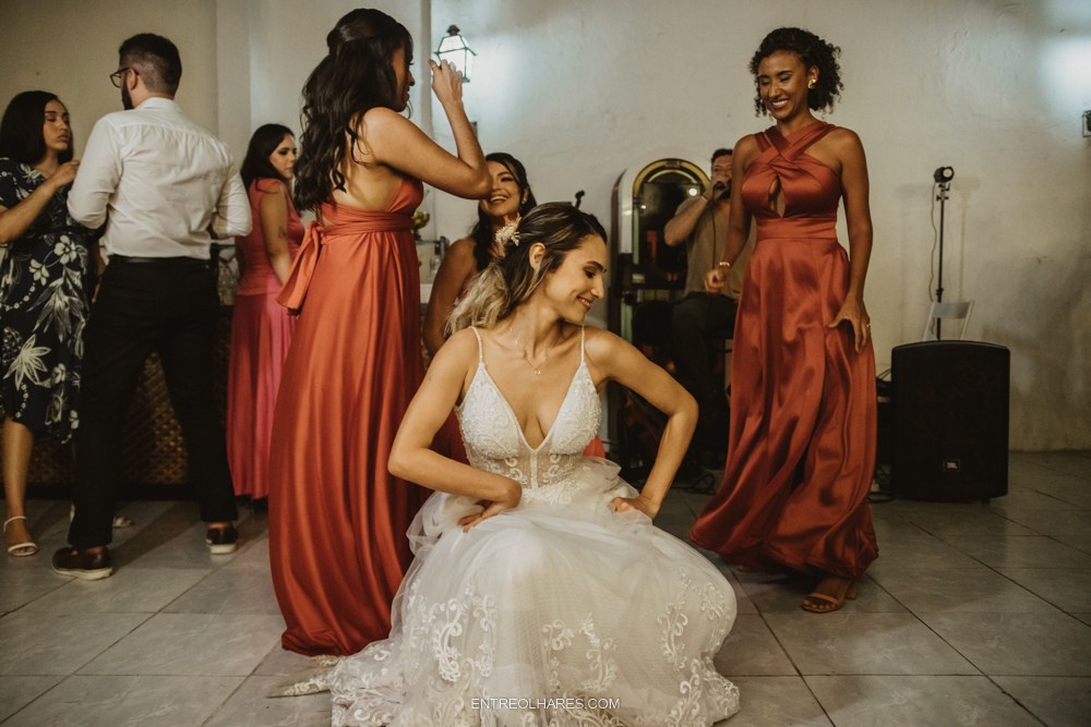 Casamento de Nanda e Marcelo estilo Boho no coração do Recife. EntreOlhares Fotografia e Filmagem de Casamentos em Recife/PE e João Pessoa/PB — Momentos únicos eternizados com sensibilidade