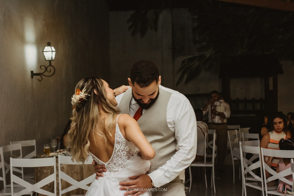 Casamento de Nanda e Marcelo estilo Boho no coração do Recife. EntreOlhares Fotografia e Filmagem de Casamentos em Recife/PE e João Pessoa/PB — Momentos únicos eternizados com sensibilidade