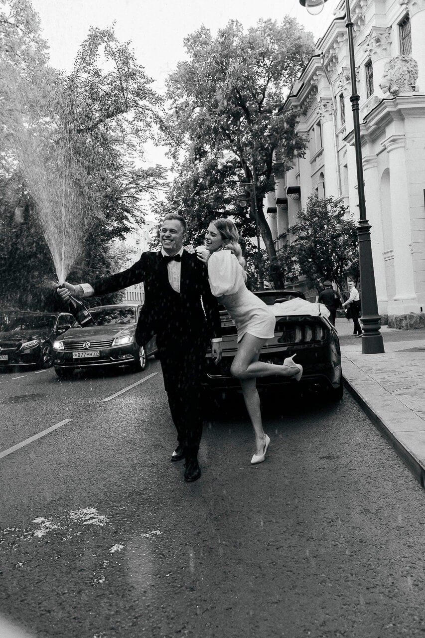 Newmarket wedding photographer capturing priceless candid moments of the couple’s celebration.