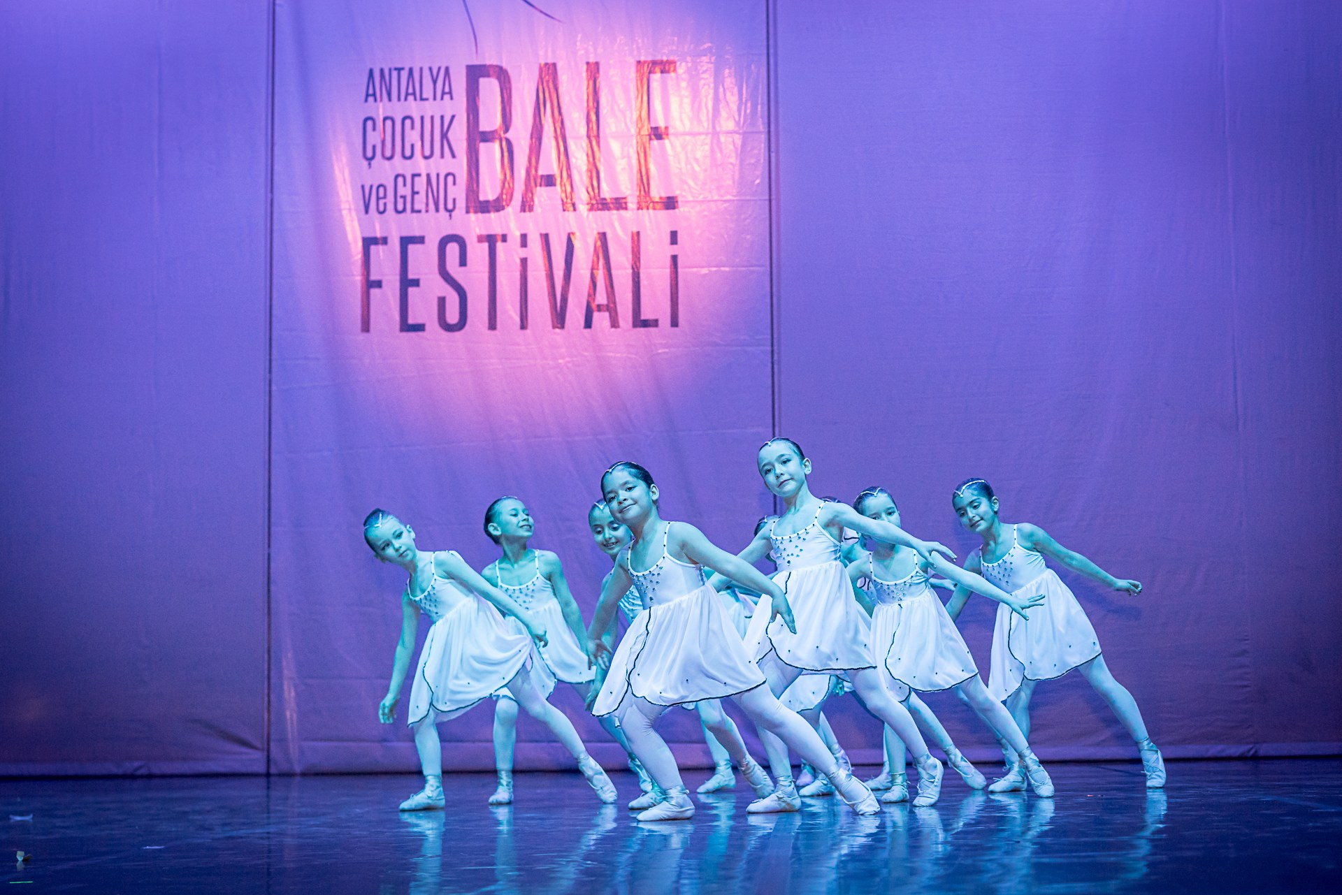Producción de Eventos | 1er Festival Juvenil de Ballet en Antalya. Arte de Shanti Alex