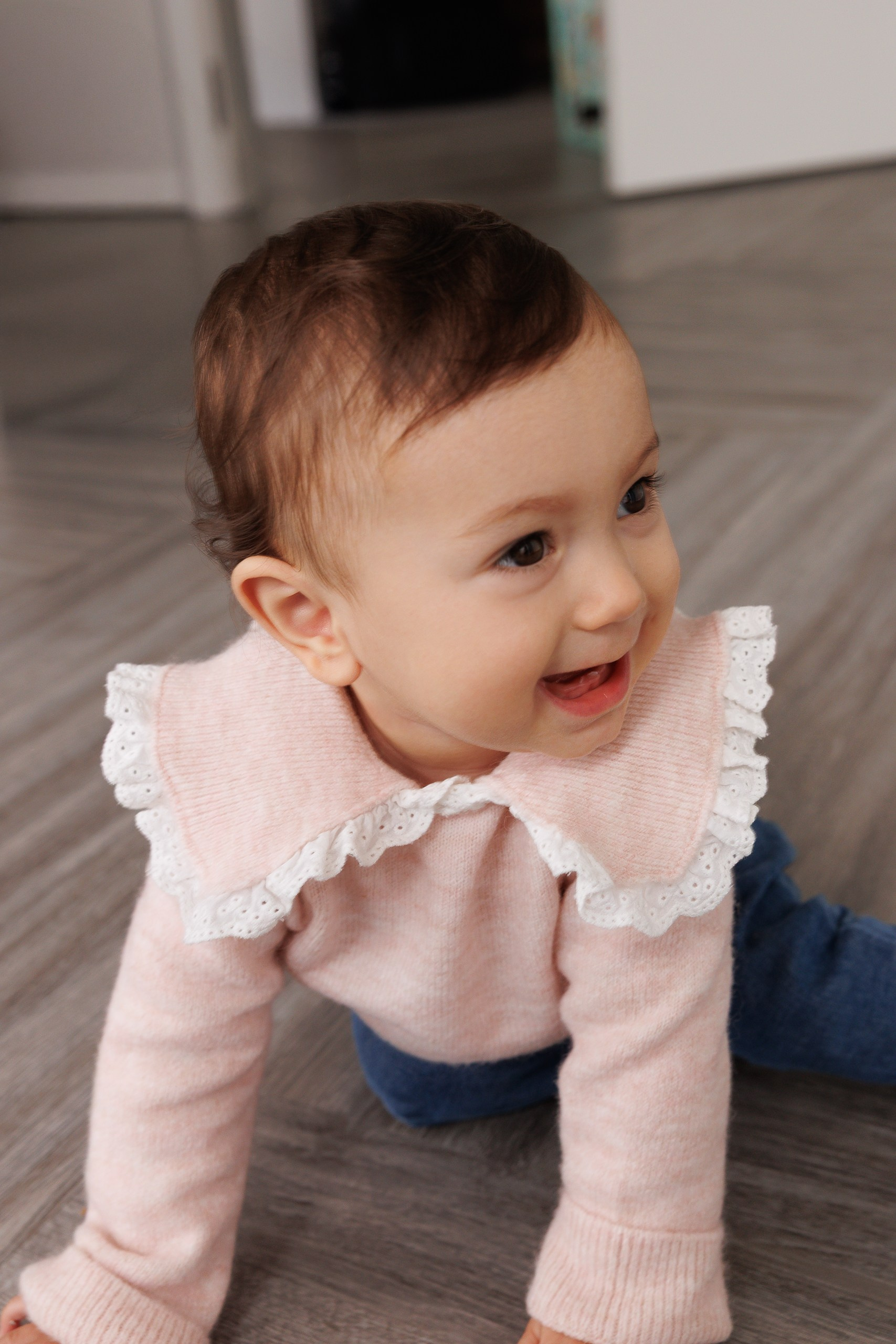 Kira’s 1ST Birthday. Je suis photographe portraitiste et je réalise des portraits à toutes les étapes de votre vie! Bienvenue dans mon studio à Westmount, Qc