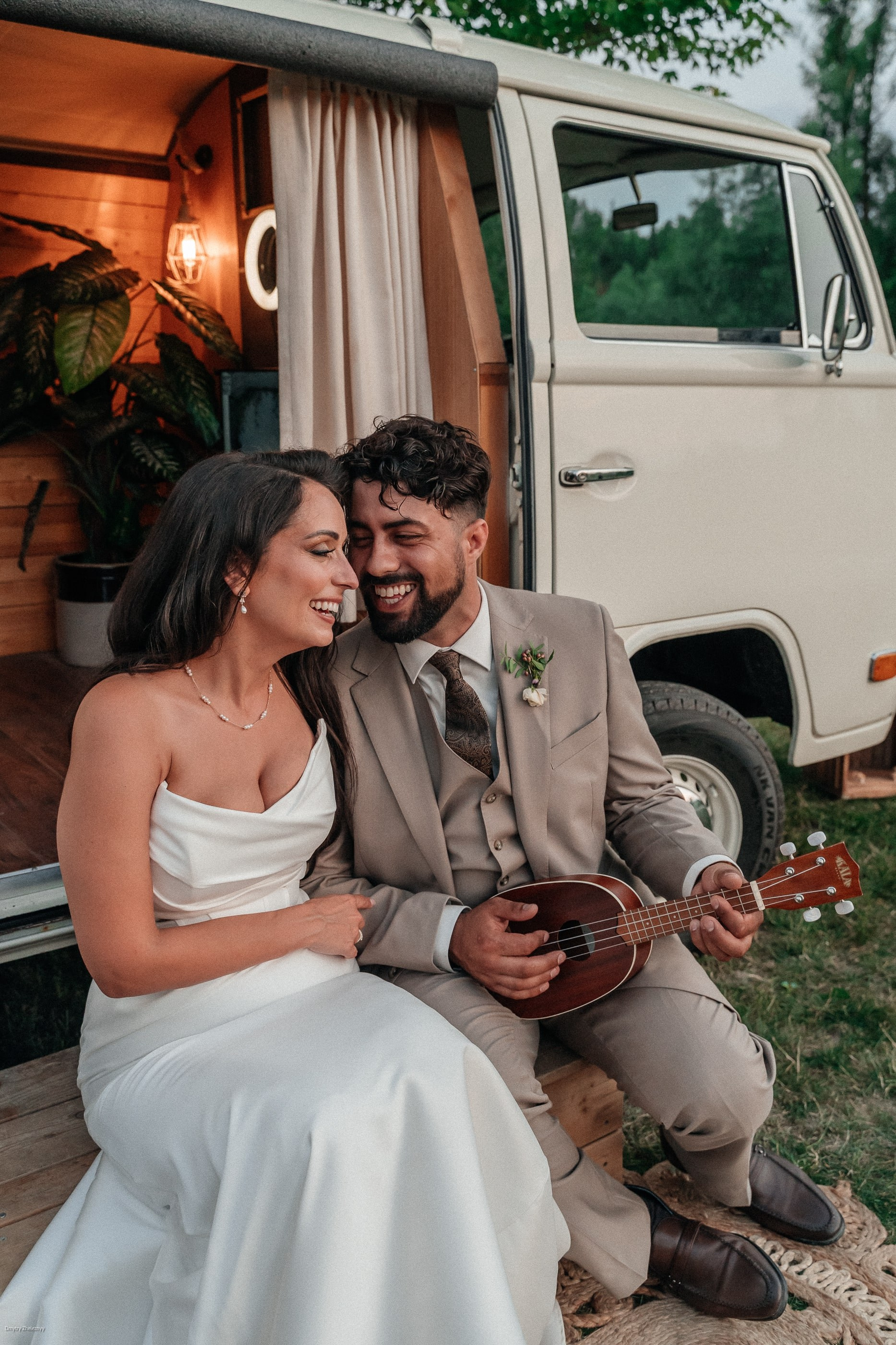Jess & Ryan. Storytellers Films — Candid Wedding Videographer & Photographer in Toronto, Ontario and beyond