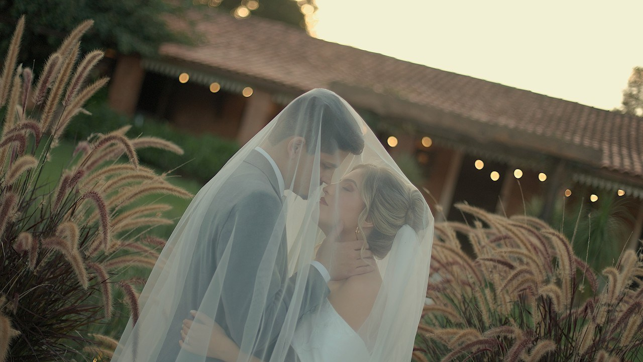 Amor em Filme - Filmagem de casamento na Bahia, Paraná e todo o Brasil