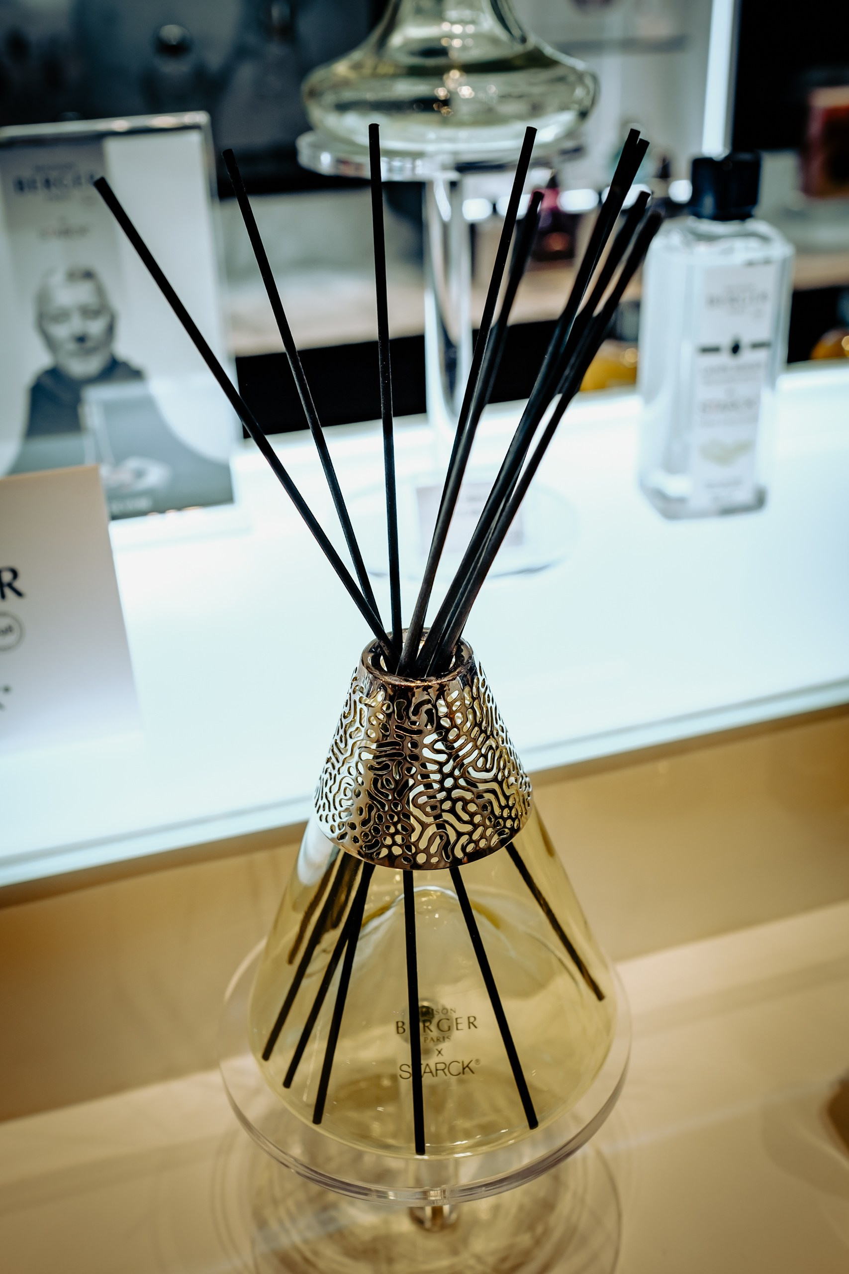 MAISON BERGER, Paris Flagship Store in EMSPHERE, Bangkok. Photographer in Seoul Dobrokvashina Natalya