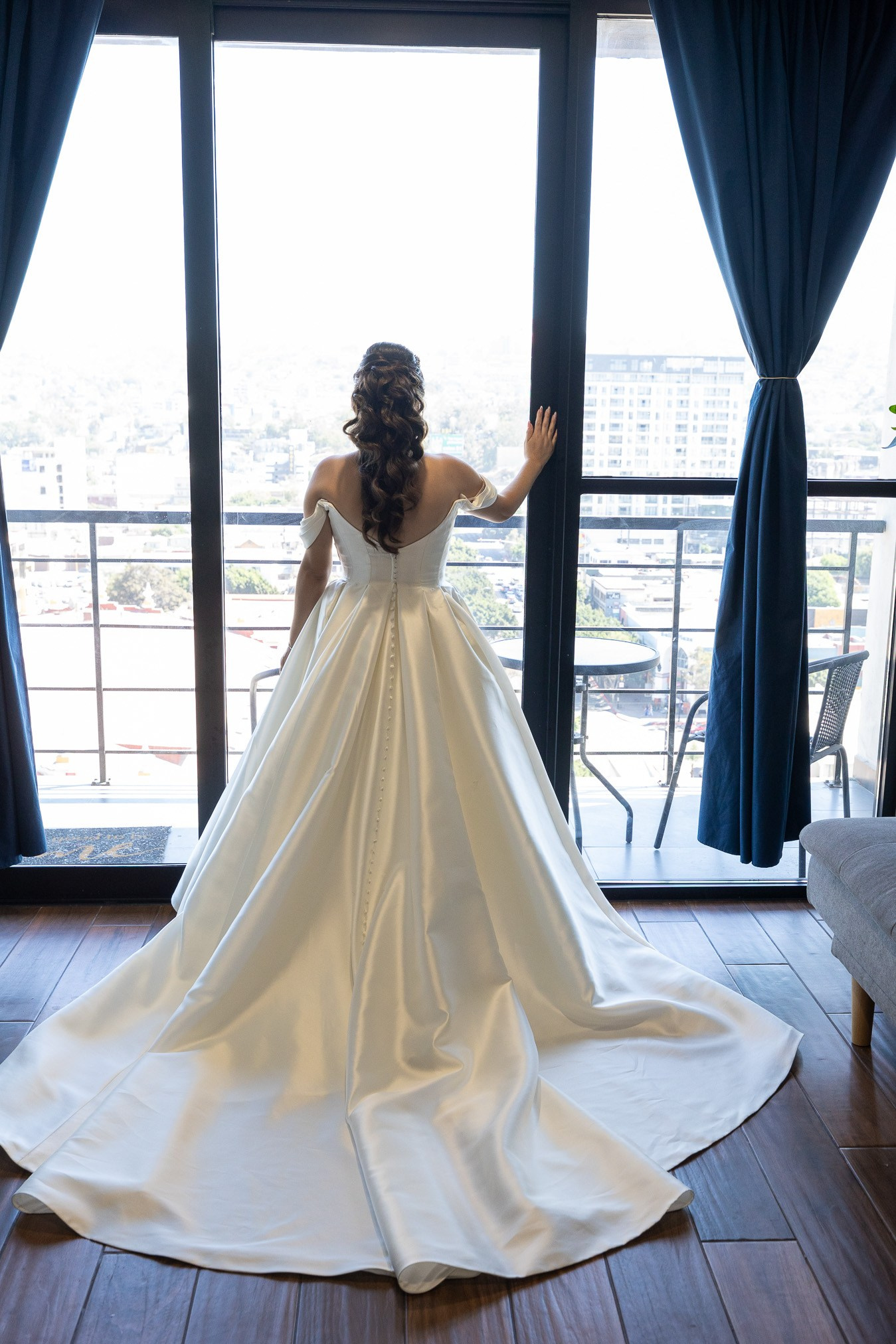 Torre Cosmopolitan Boda Tijuana Marysol y Brandon. Estudio de fotografia en Tijuana