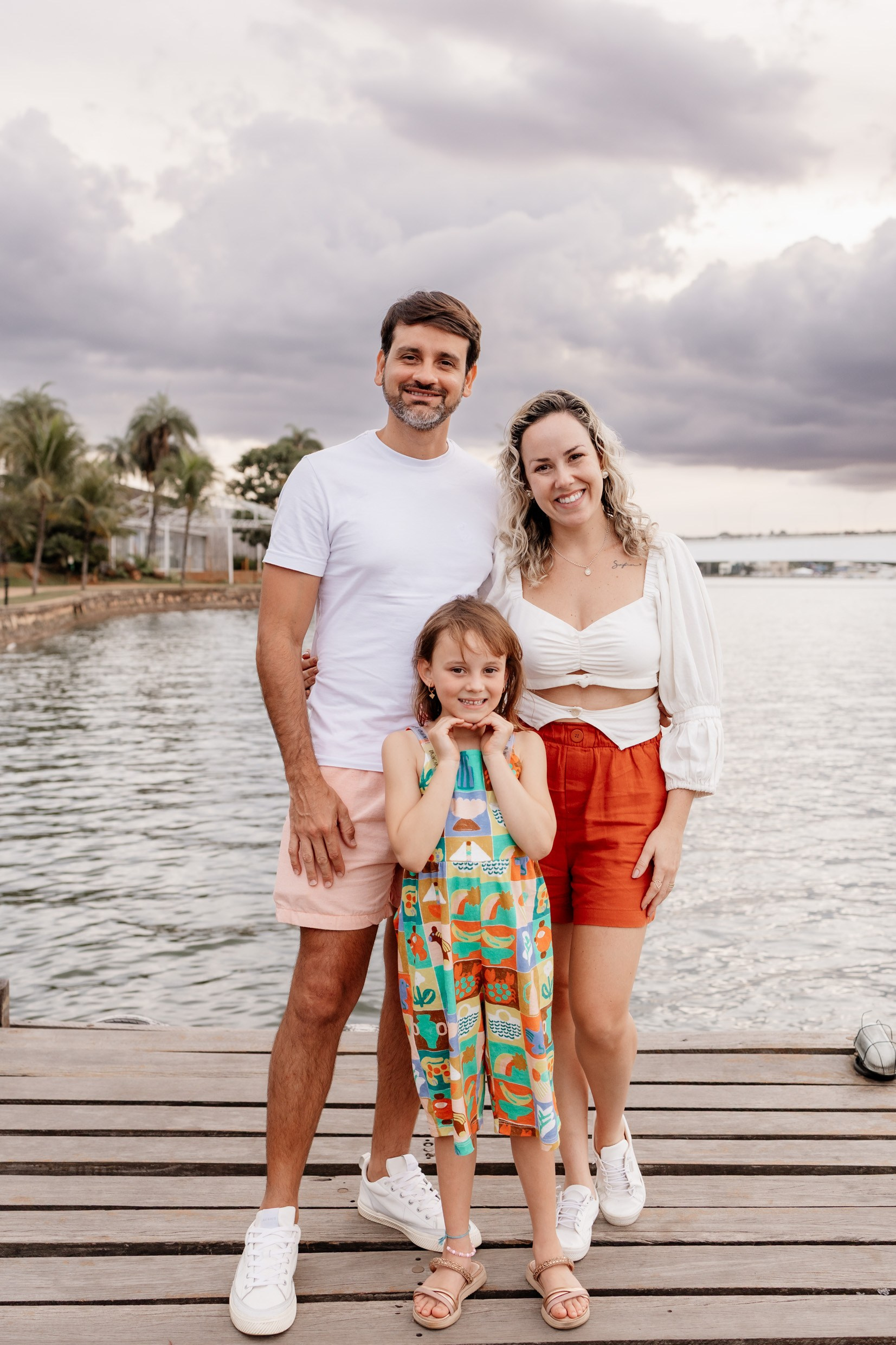 Ensaio família no Pontão do Lago Sul: fotos no Lago Paranoá em Brasília