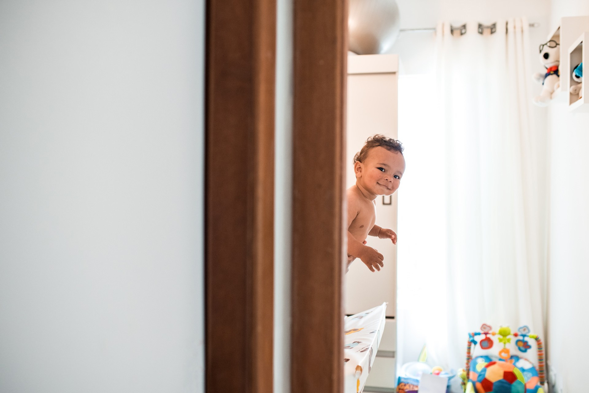Sessão de fotos em casa estilo lifestyle – fotógrafa Myriani viaja para fotografar