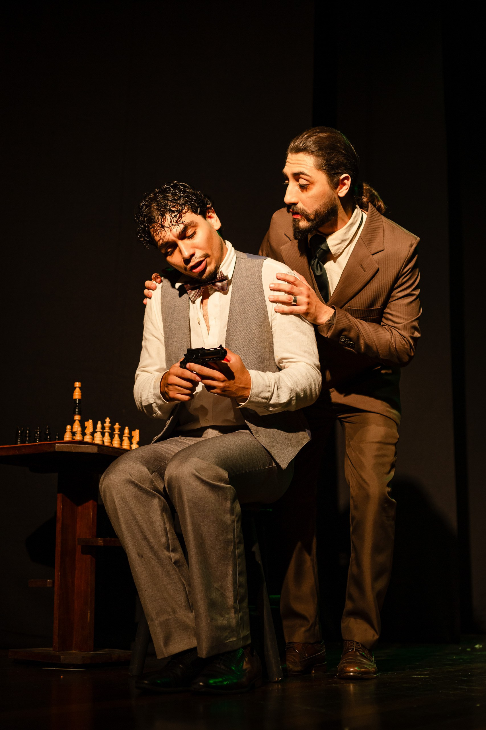 Fotografia de espetáculo teatral O Alienista do grupo de teatro Anchieta Arte Cênica