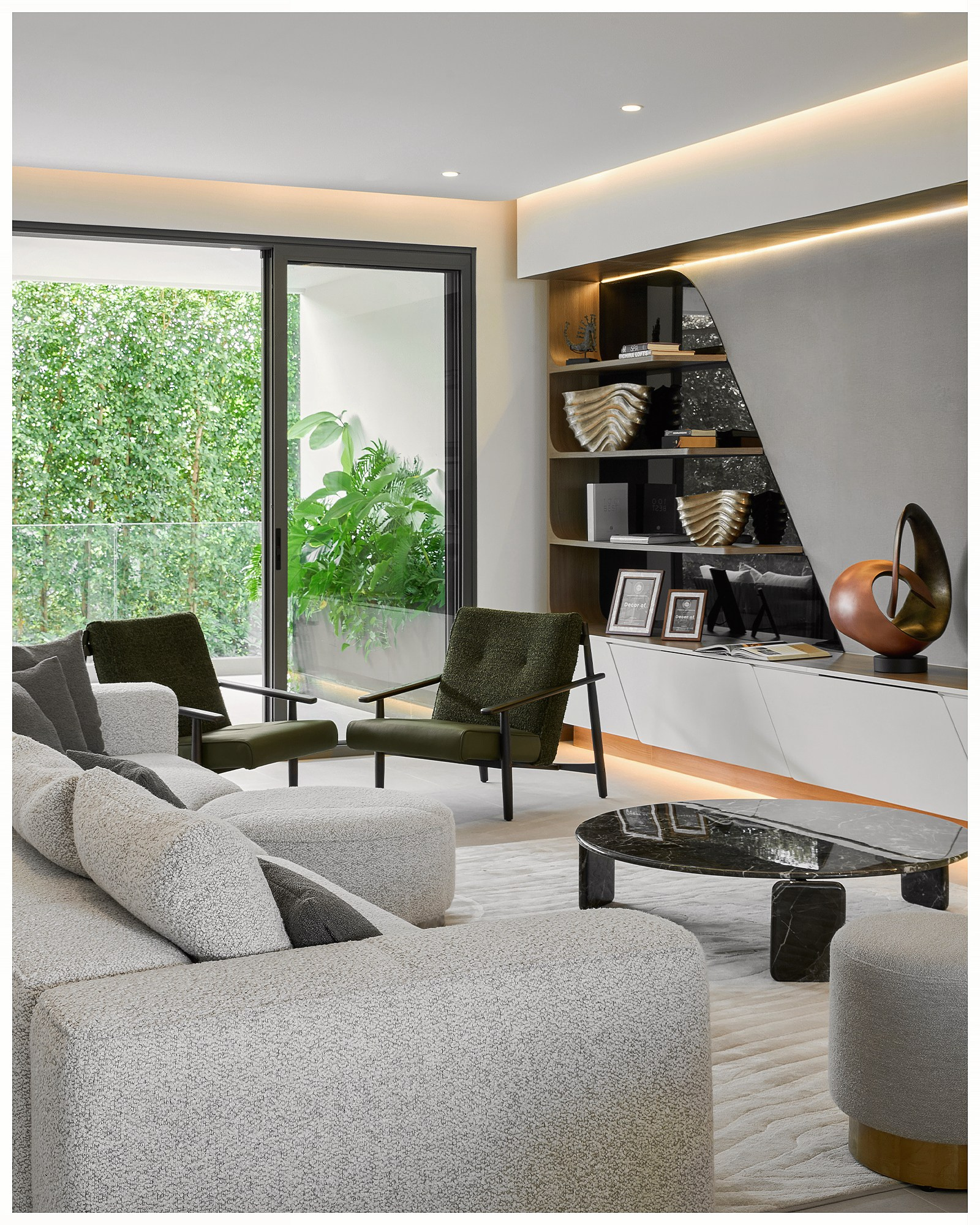 Real Life Media Magazine Phuket | Sole Mio. Interior | Architecture | Real Estate Photographer Phuket & Bangkok