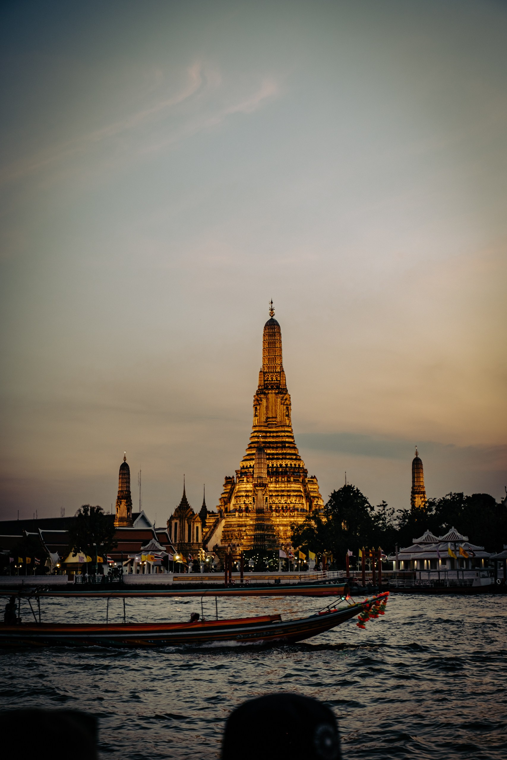 Wat Arun, Bangkok. Photographer in Seoul Dobrokvashina Natalya