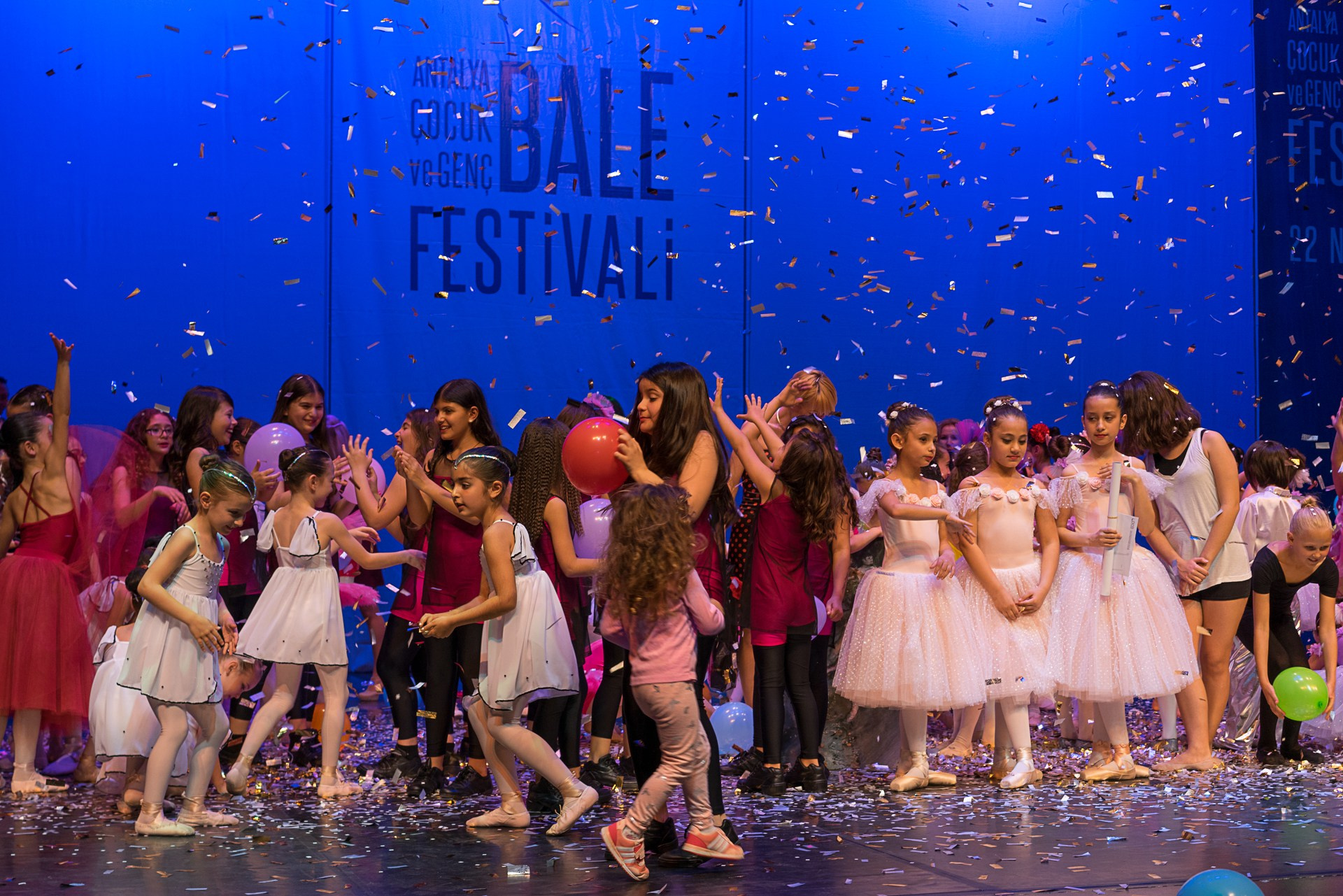 Producción de Eventos | 1er Festival Juvenil de Ballet en Antalya. Arte de Shanti Alex