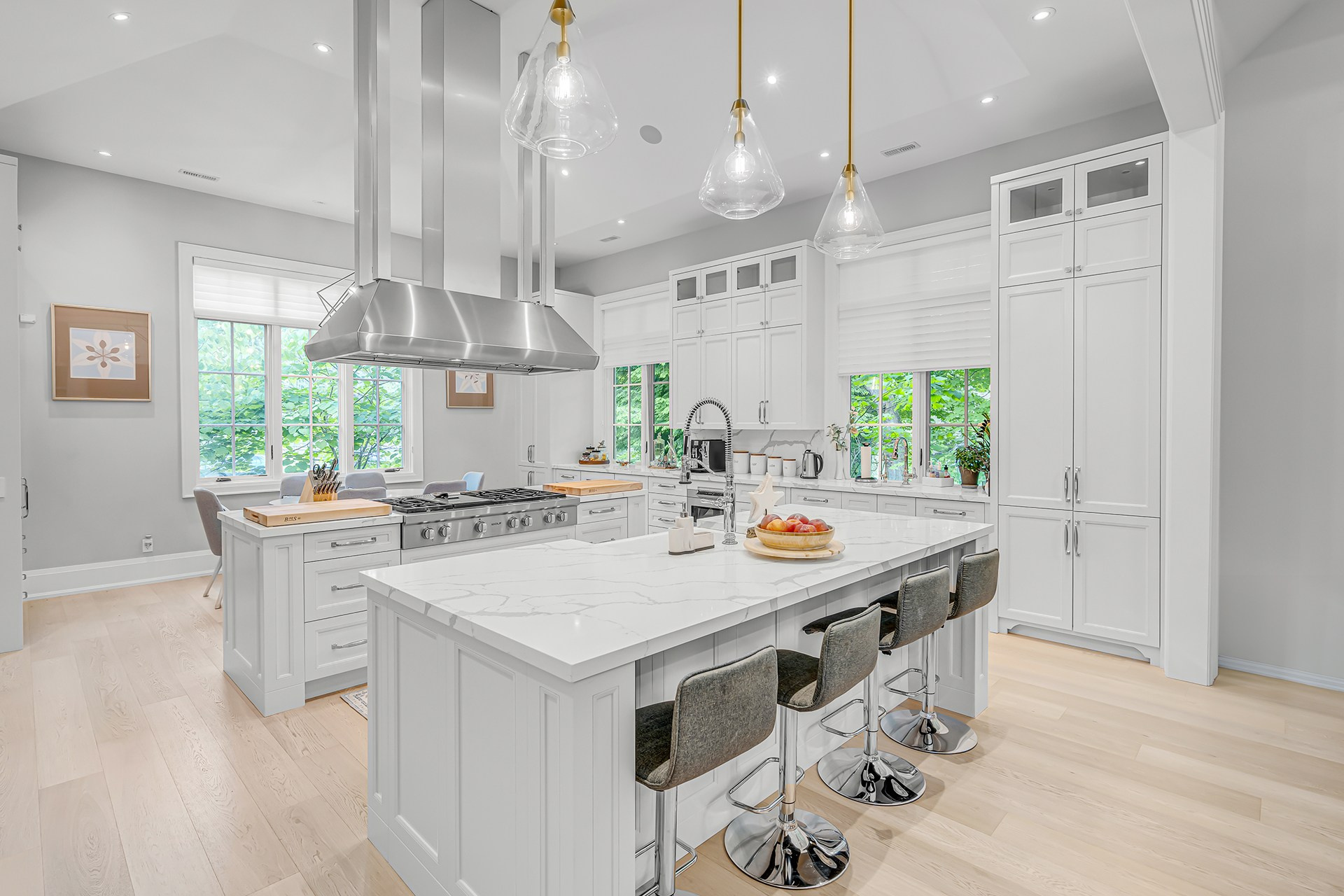Real Estate Content Creation for Realtors and Homeowners. Photographer | Toronto (GTA)