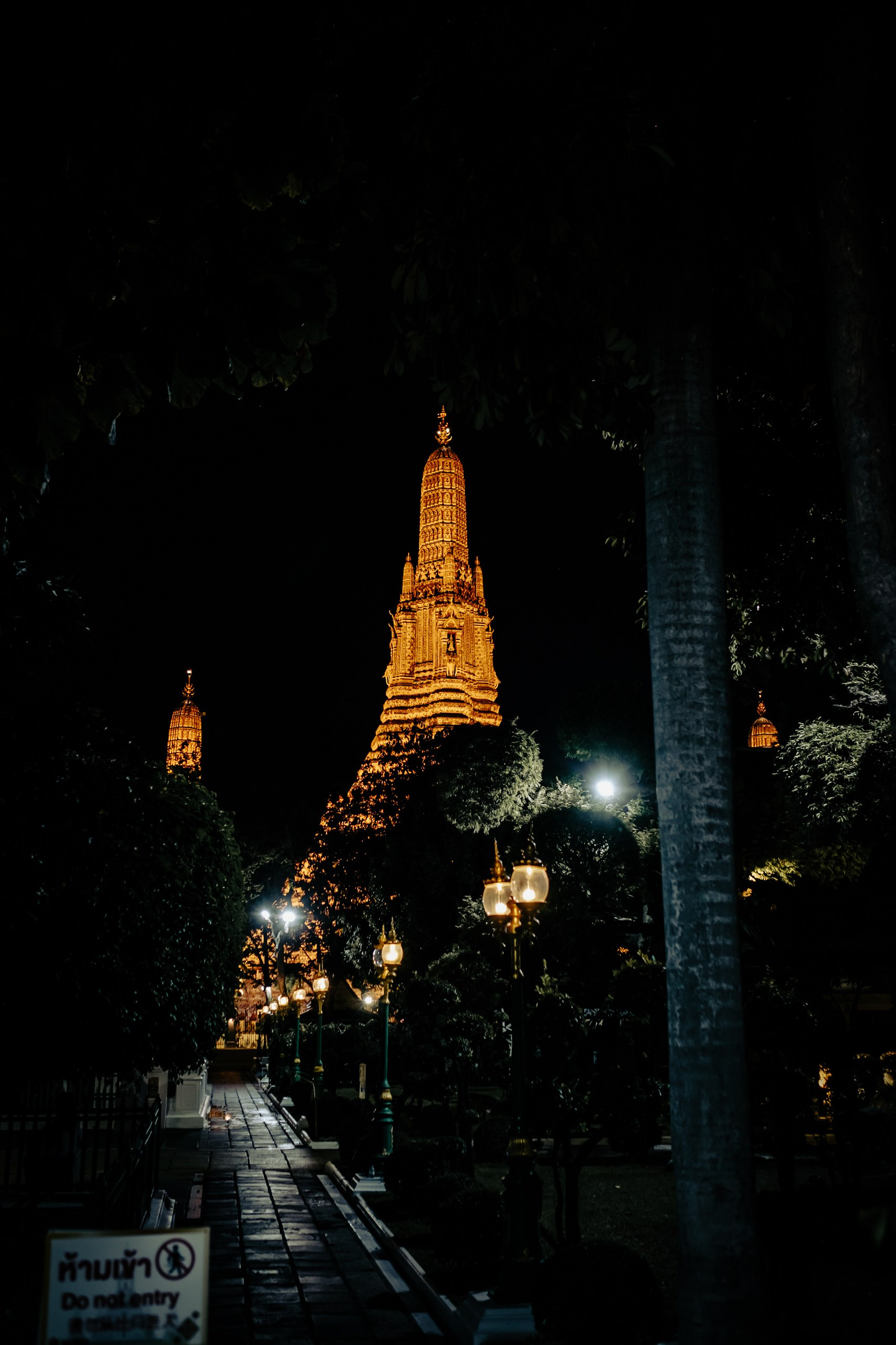 Wat Arun, Bangkok. Photographer in Seoul Dobrokvashina Natalya