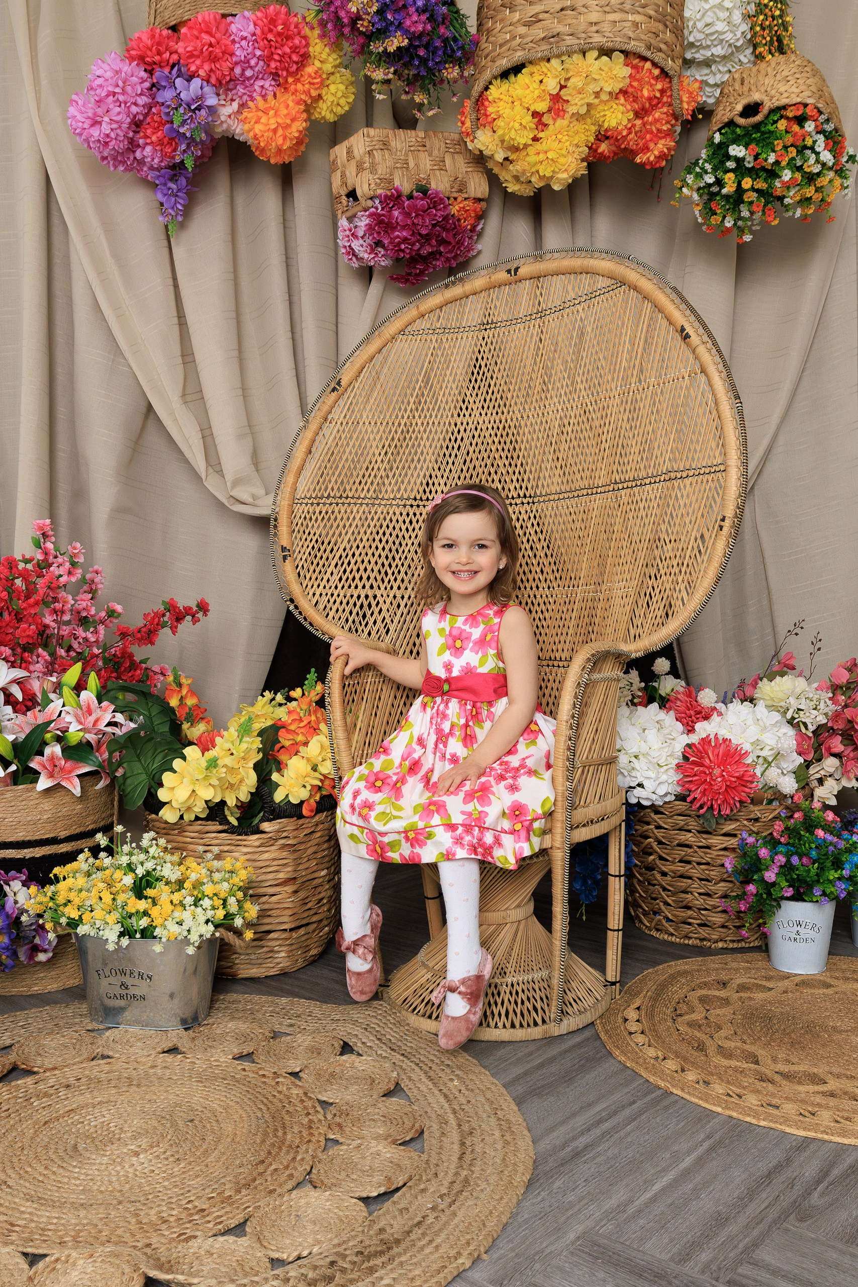 Mihaela Ruslan’s family moments. Je suis photographe portraitiste et je réalise des portraits à toutes les étapes de votre vie! Bienvenue dans mon studio à Westmount, Qc