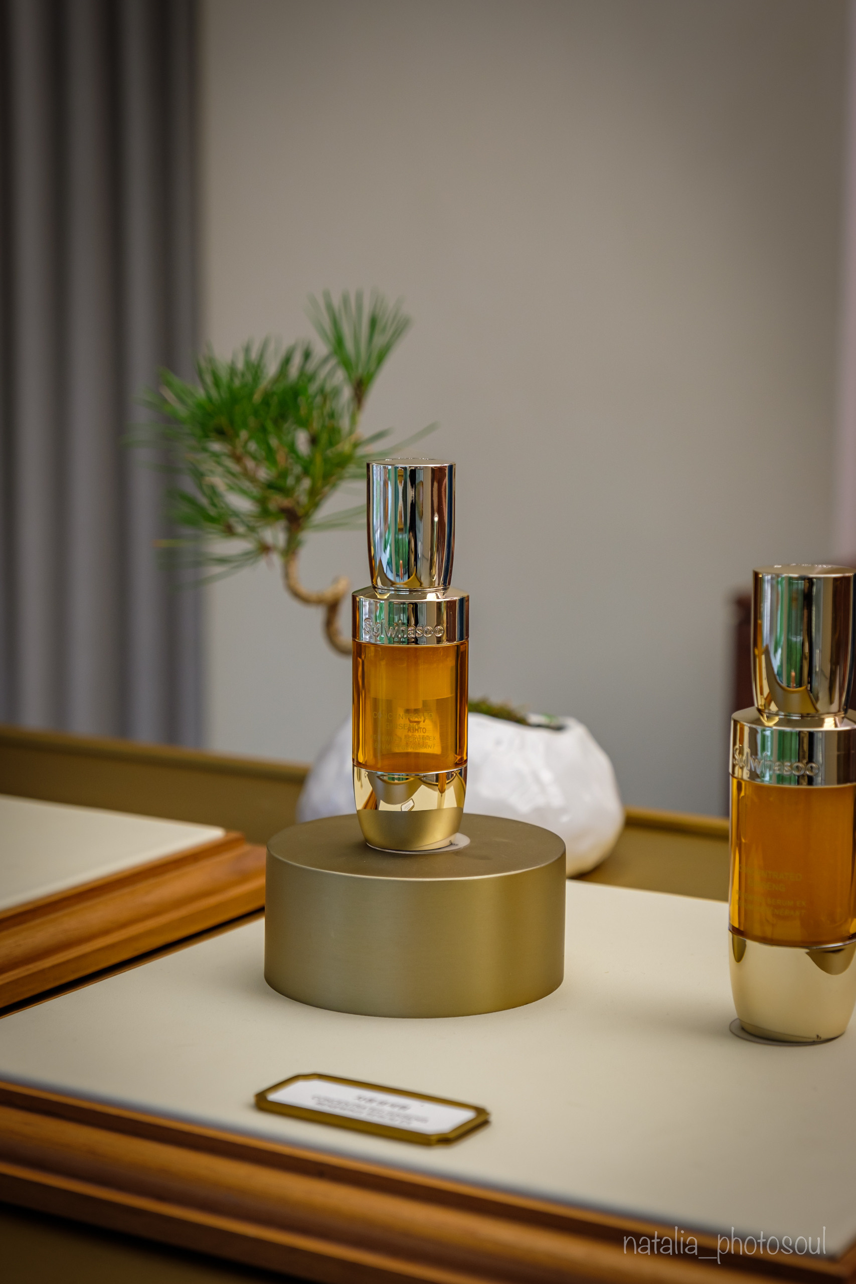 SULWHASOO: warm shades of autumn, graceful lines. Photographer in Seoul Dobrokvashina Natalya