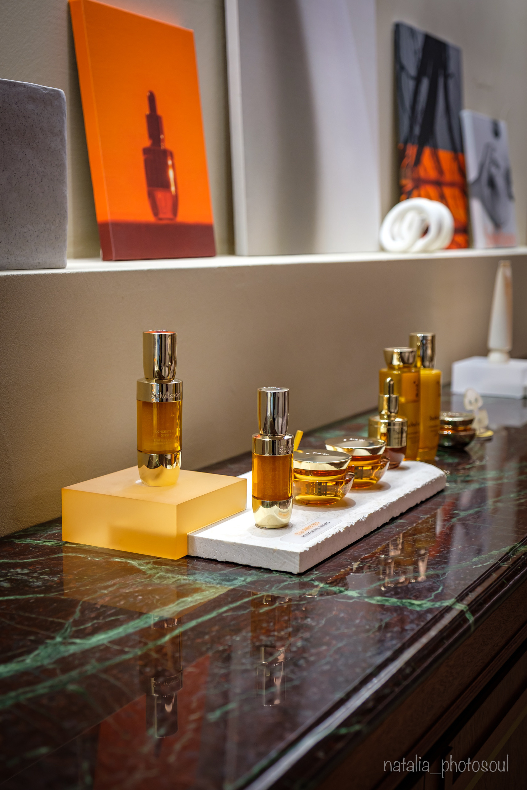 SULWHASOO: warm shades of autumn, graceful lines. Photographer in Seoul Dobrokvashina Natalya