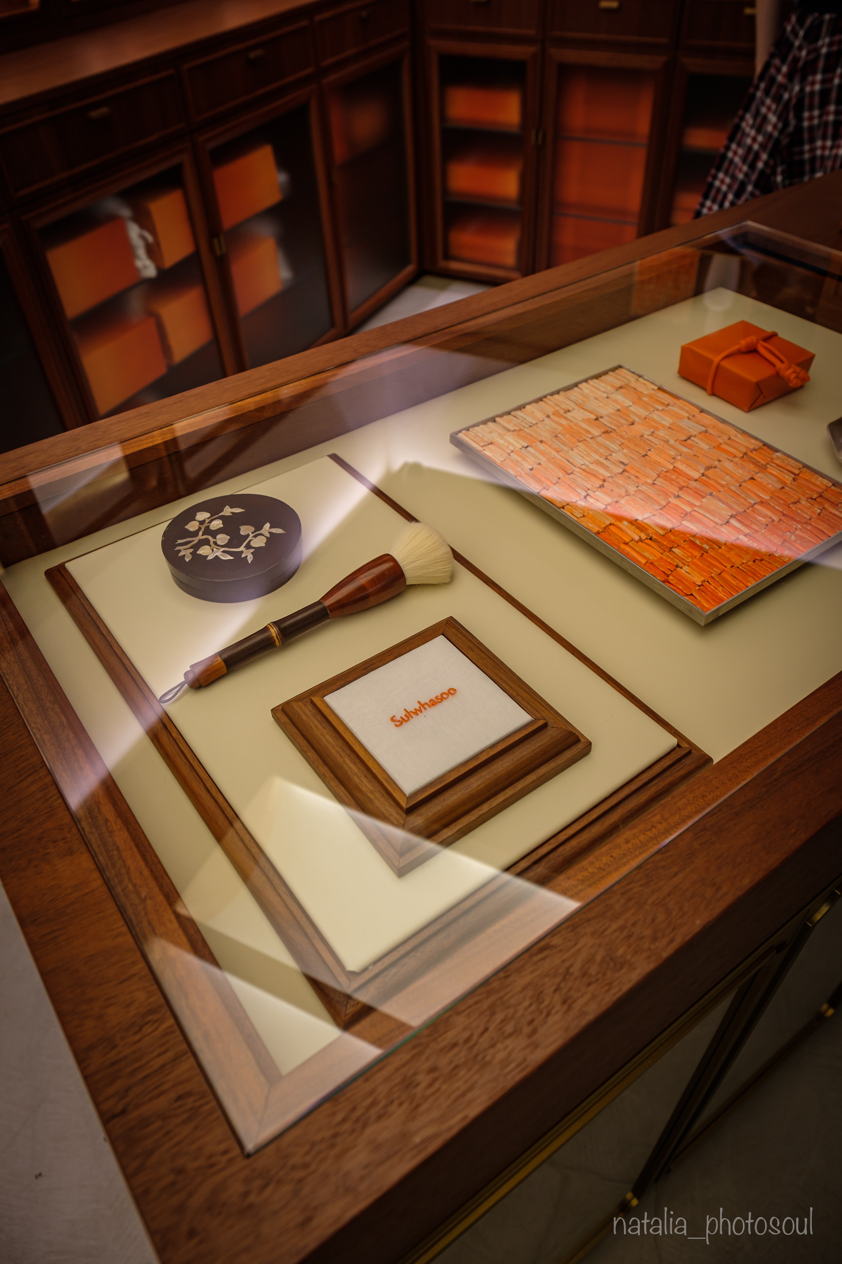 SULWHASOO: warm shades of autumn, graceful lines. Photographer in Seoul Dobrokvashina Natalya