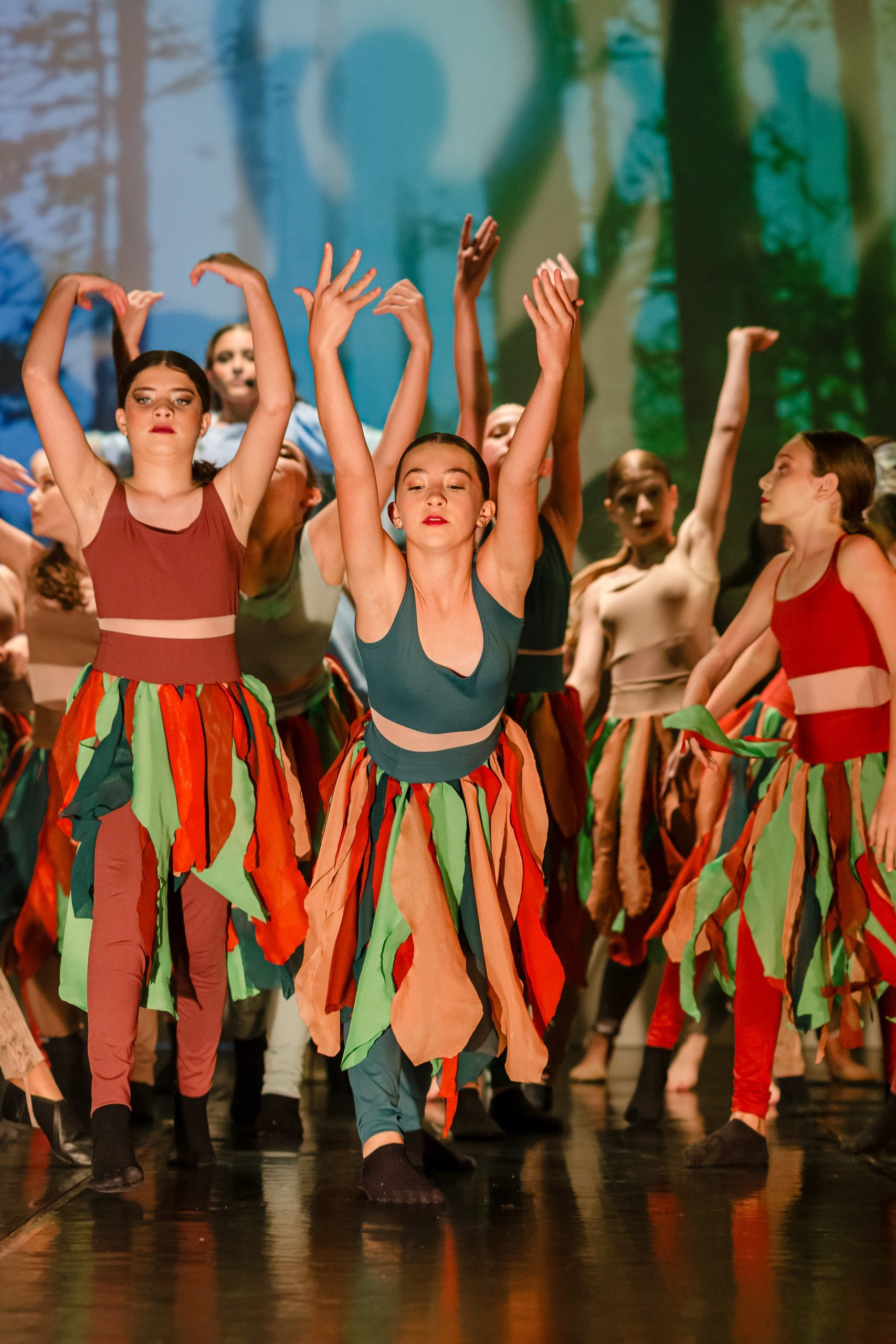 Fotografia de Espetáculo Teatral Alice no País das Maravilhas do grupo de dança Recriarte