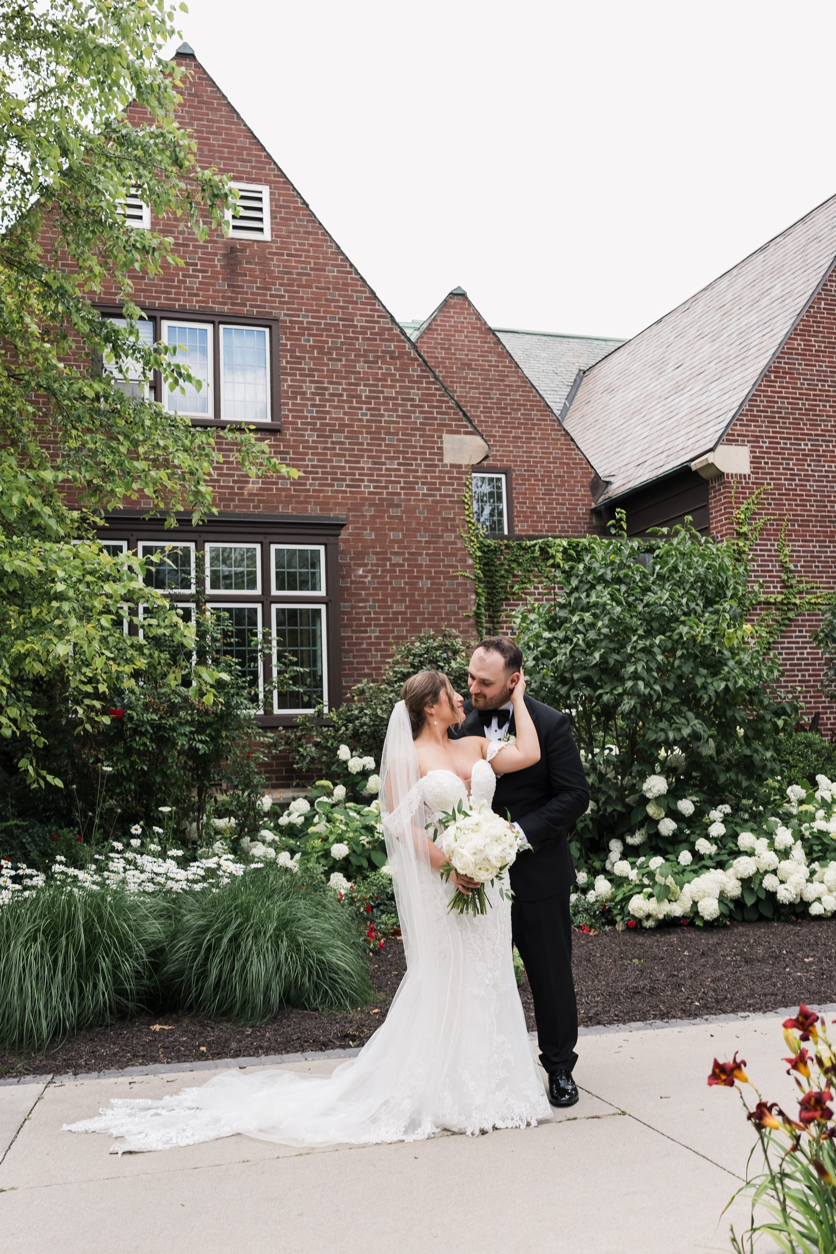 Wedding Stories. Madhurina photography