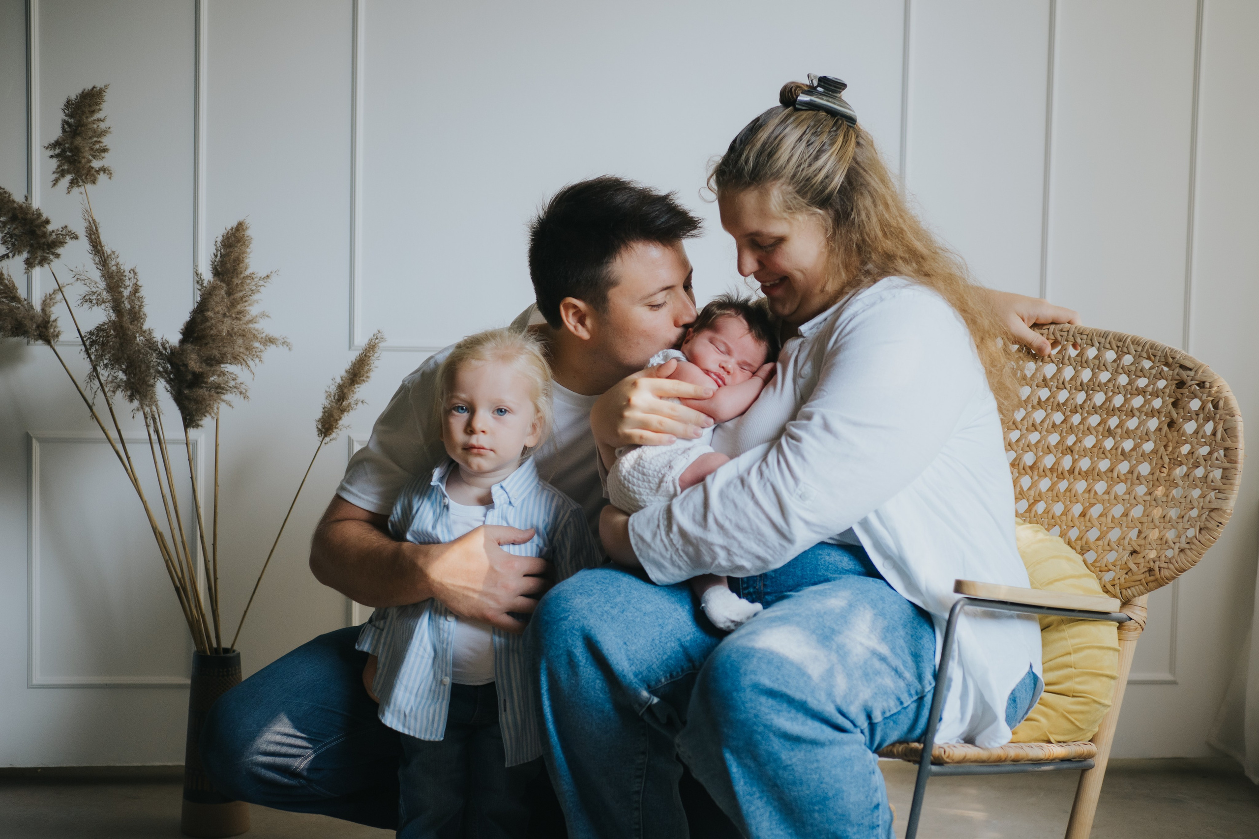 Your Montreal Newborn Session — what to expect, what to bring and how to plan. Mimosa Studios — Motherhood, Portrait & Family Photographer in Montreal