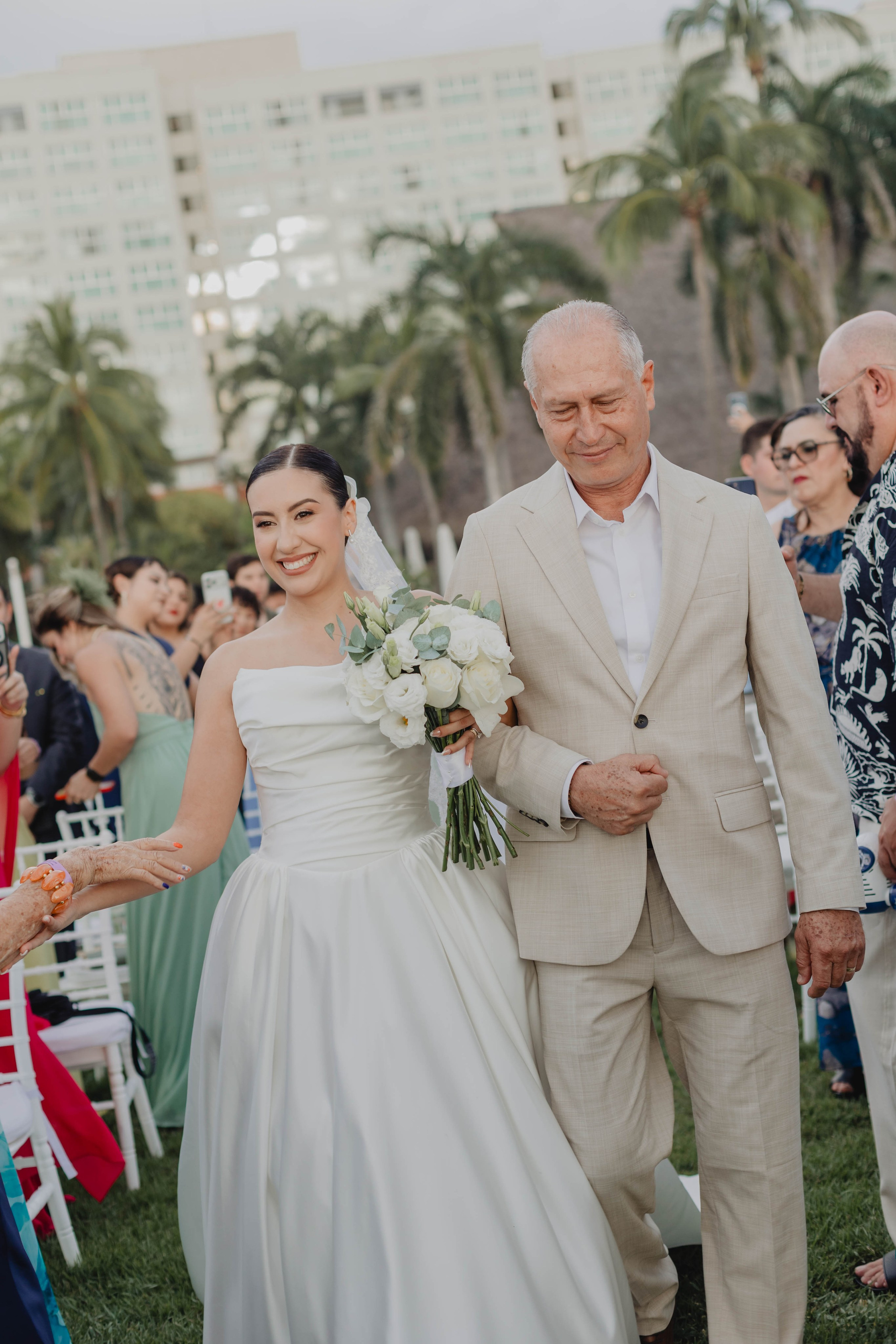 Capturing Love by the Ocean: A Destination Wedding at Sheraton Puerto Vallarta Resort & Spa