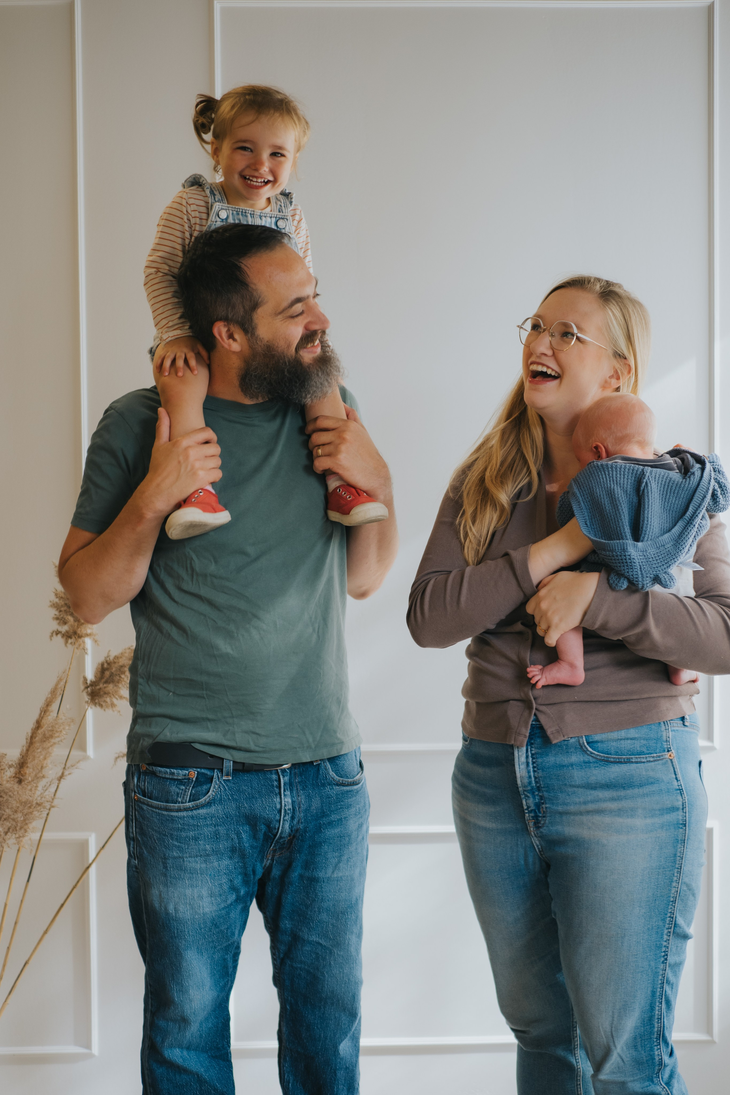 Your Montreal Newborn Session — what to expect, what to bring and how to plan. Mimosa Studios — Motherhood, Portrait & Family Photographer in Montreal
