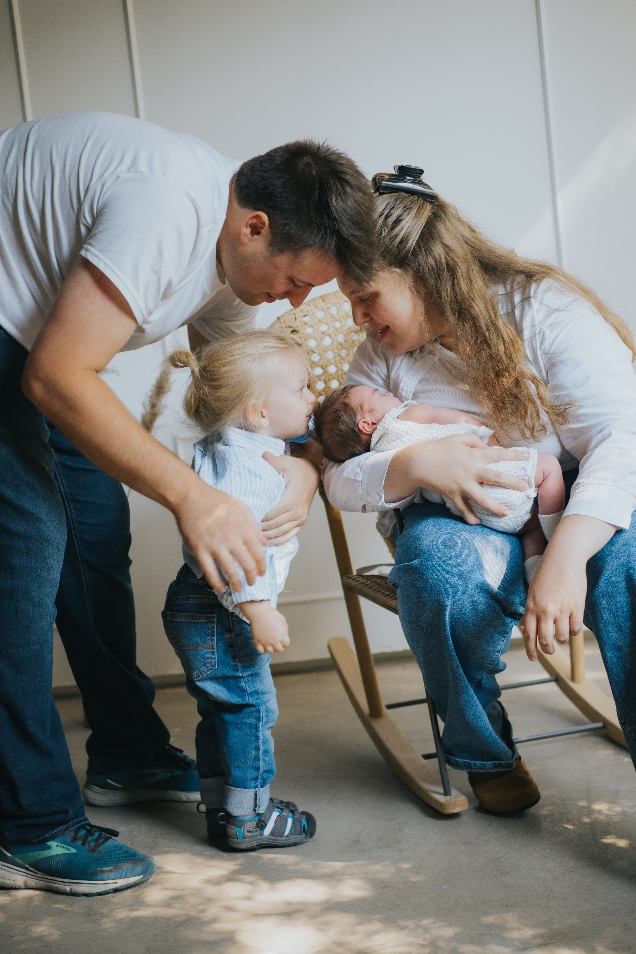 Your Montreal Newborn Session — what to expect, what to bring and how to plan. Mimosa Studios — Motherhood, Portrait & Family Photographer in Montreal