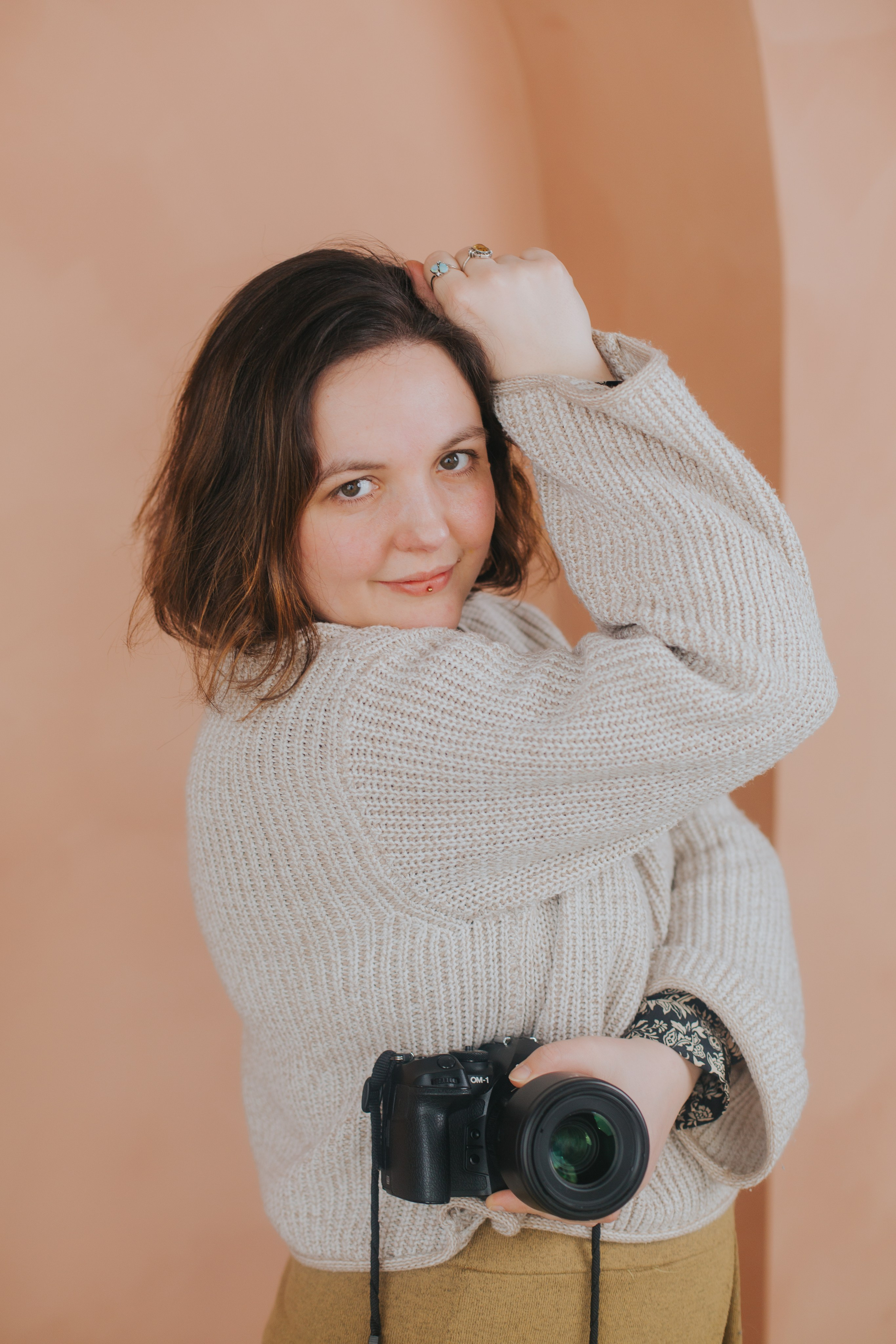 Contact. Mimosa Studios — Photographe Portrait à Montréal - Portrait Photographer in Montreal