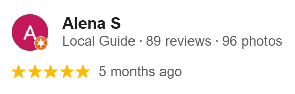 Google review by Alena S, Local Guide – 5-star feedback for maternity photo session with Iana Banana Photography. Noted for natural, minimalist photography style and expert posing guidance in the Greater Toronto Area.
