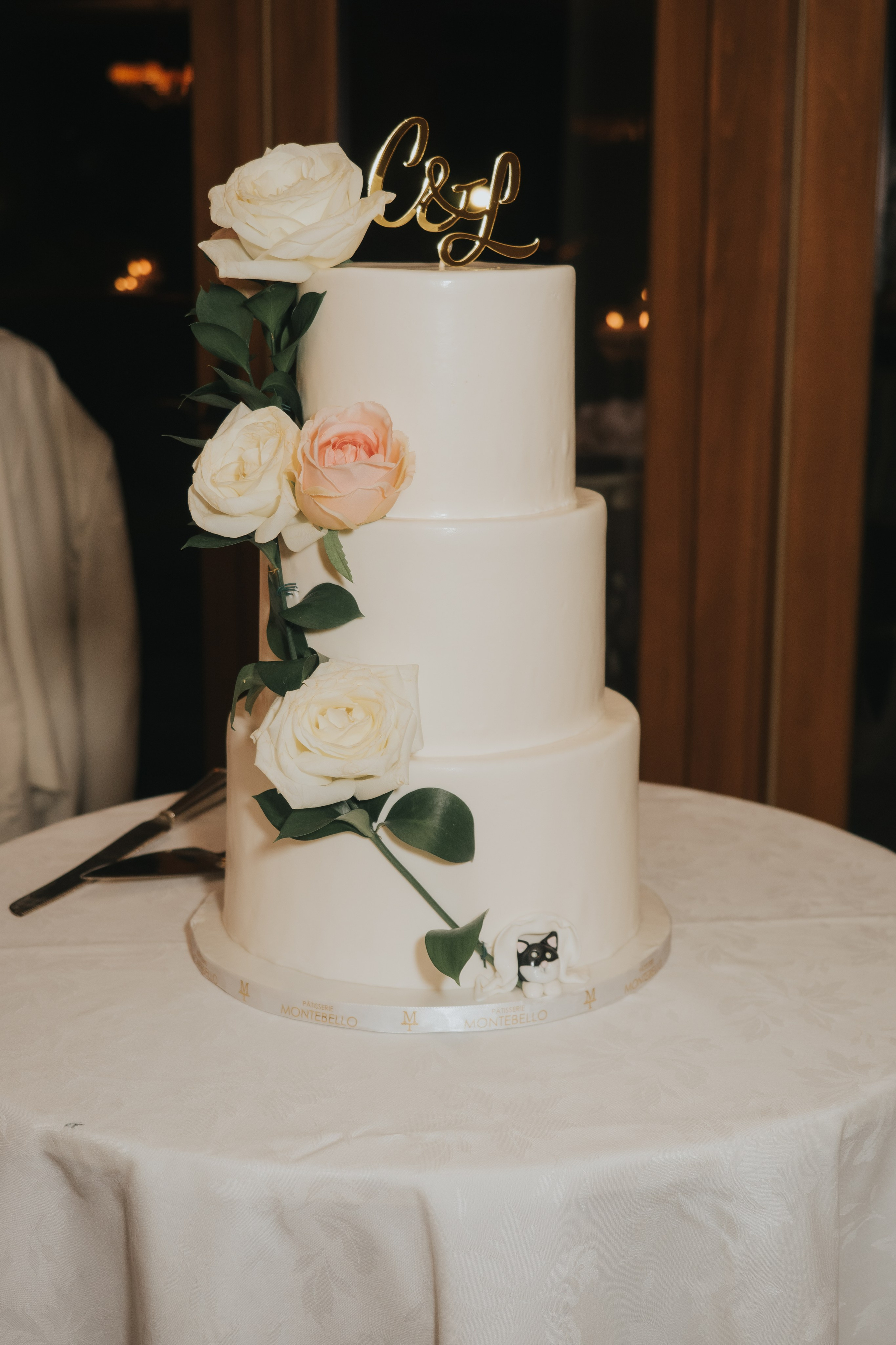 Wedding of Cassandra and Loïc in Beaconsfield, Montreal. Montreal Wedding Photographer — Muriel Oe Photo