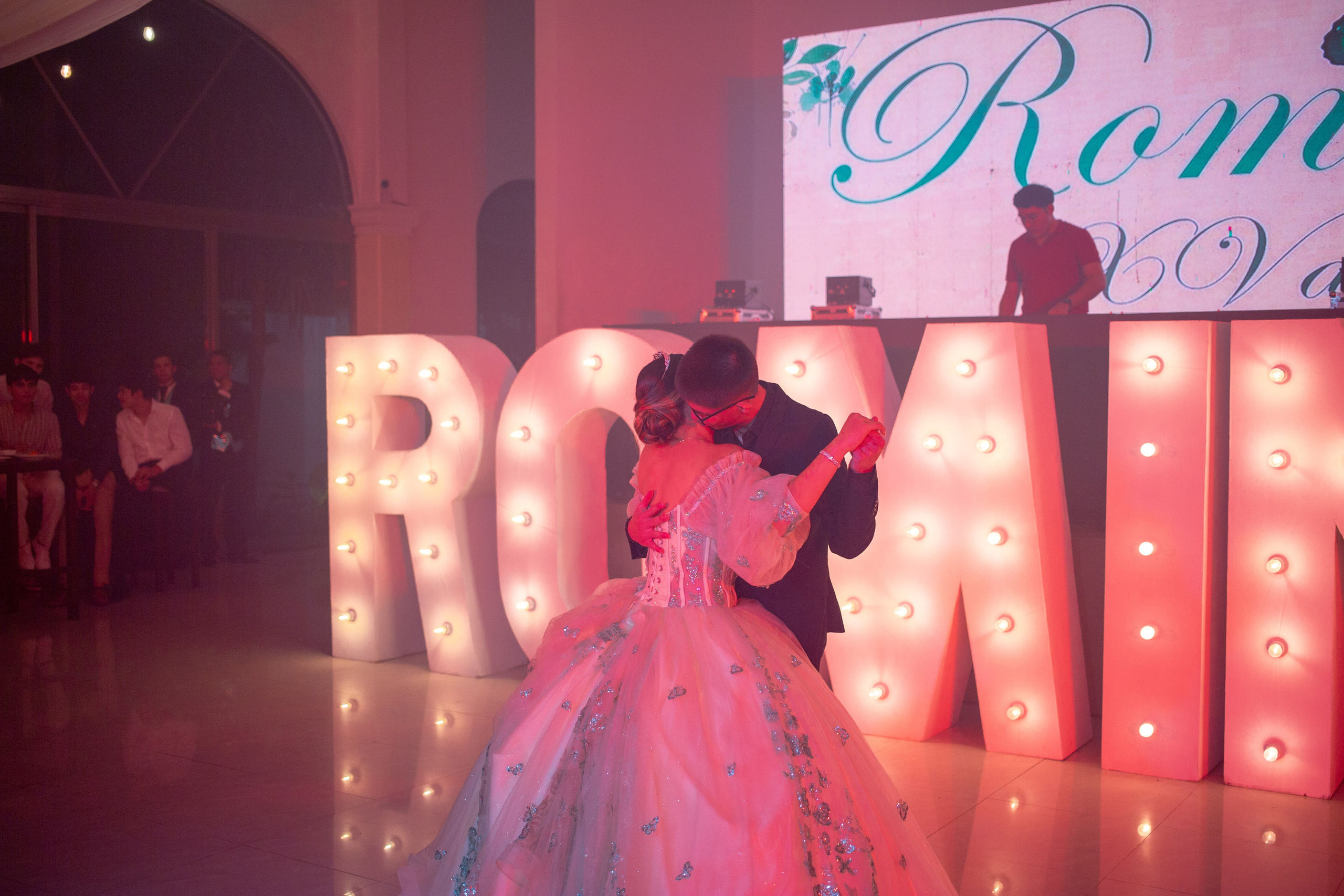XV AÑOS ROMINA. Simón Enríquez Studio